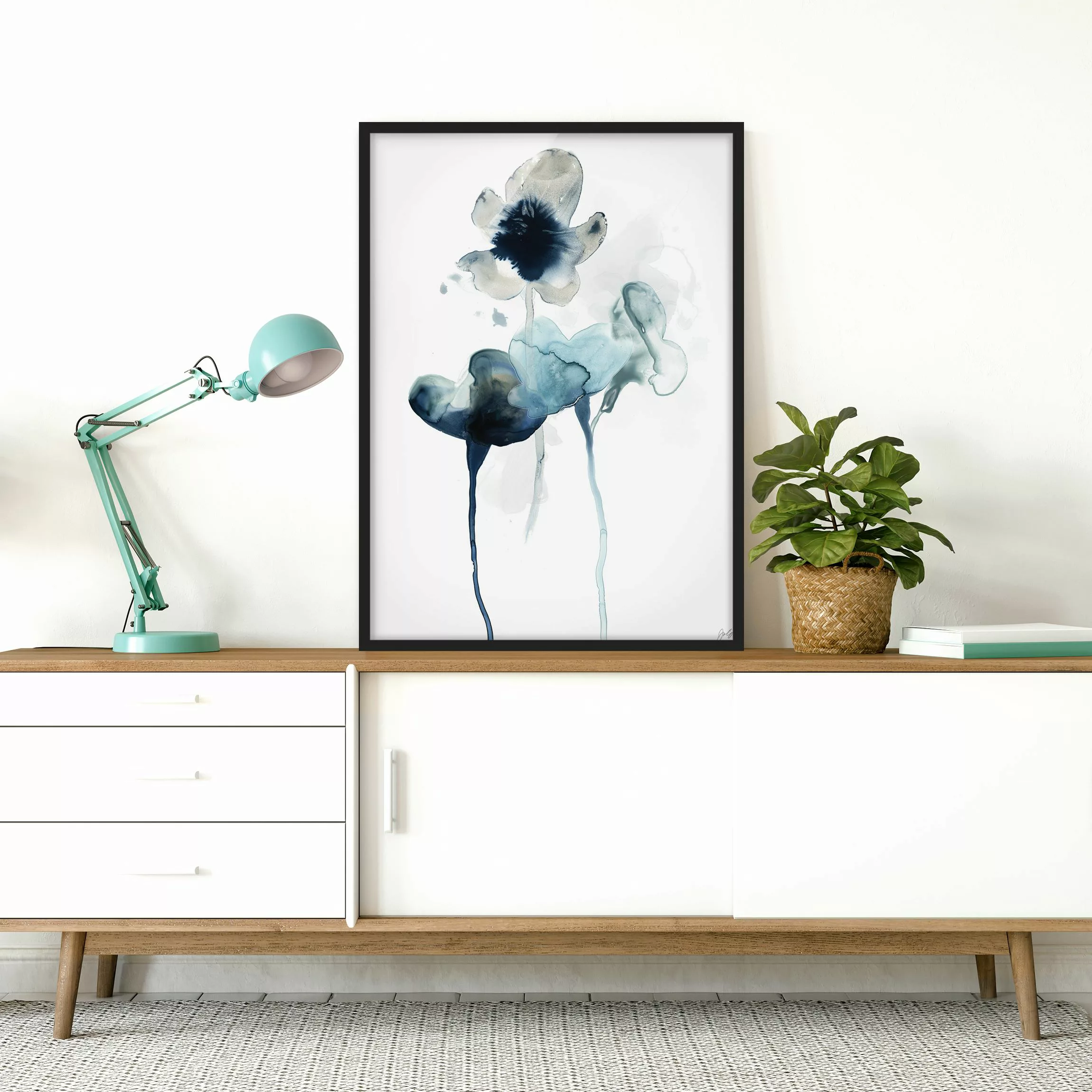 Bild mit Rahmen Kunstdruck - Hochformat Mitternachtsblüten II günstig online kaufen