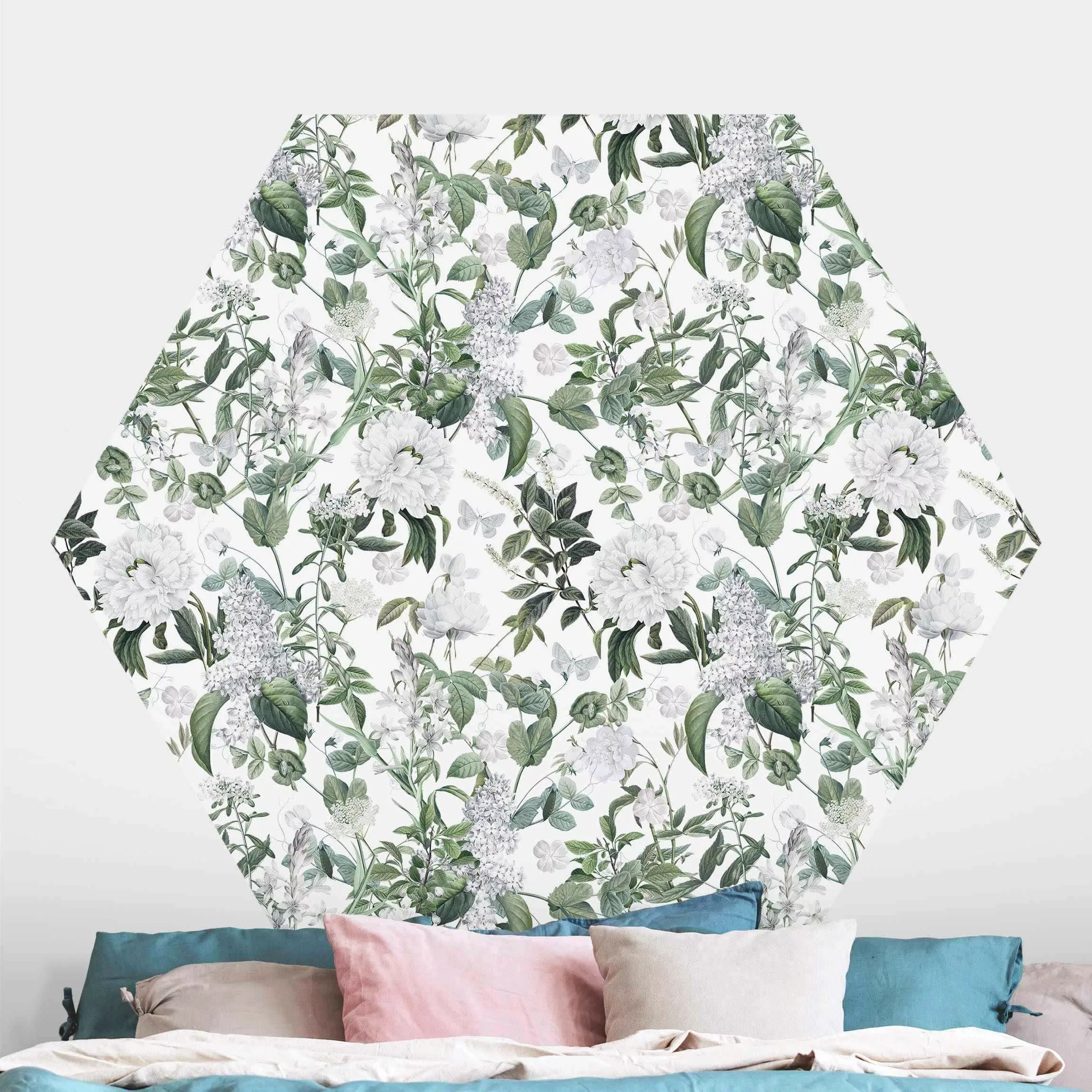 Hexagon Fototapete selbstklebend Weiße Blüten und Schmetterlinge günstig online kaufen