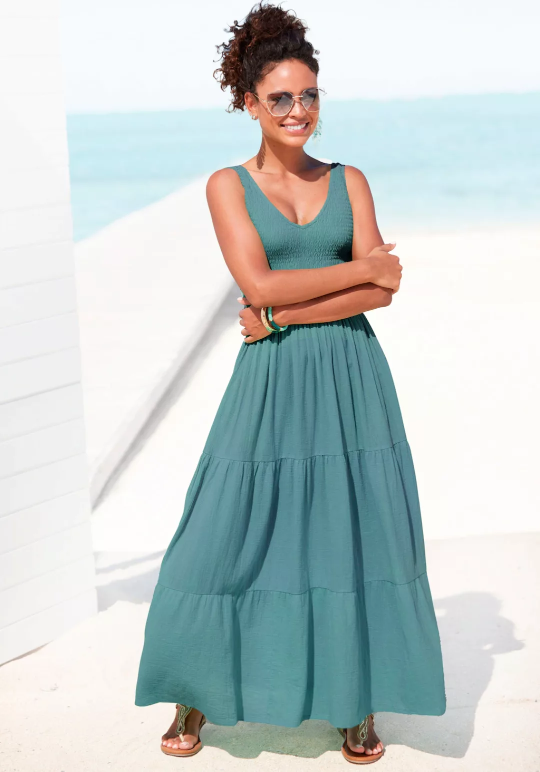 Beachtime Maxikleid, aus gewebter Baumwolle, Sommerkleid mit gestuftem Rock günstig online kaufen