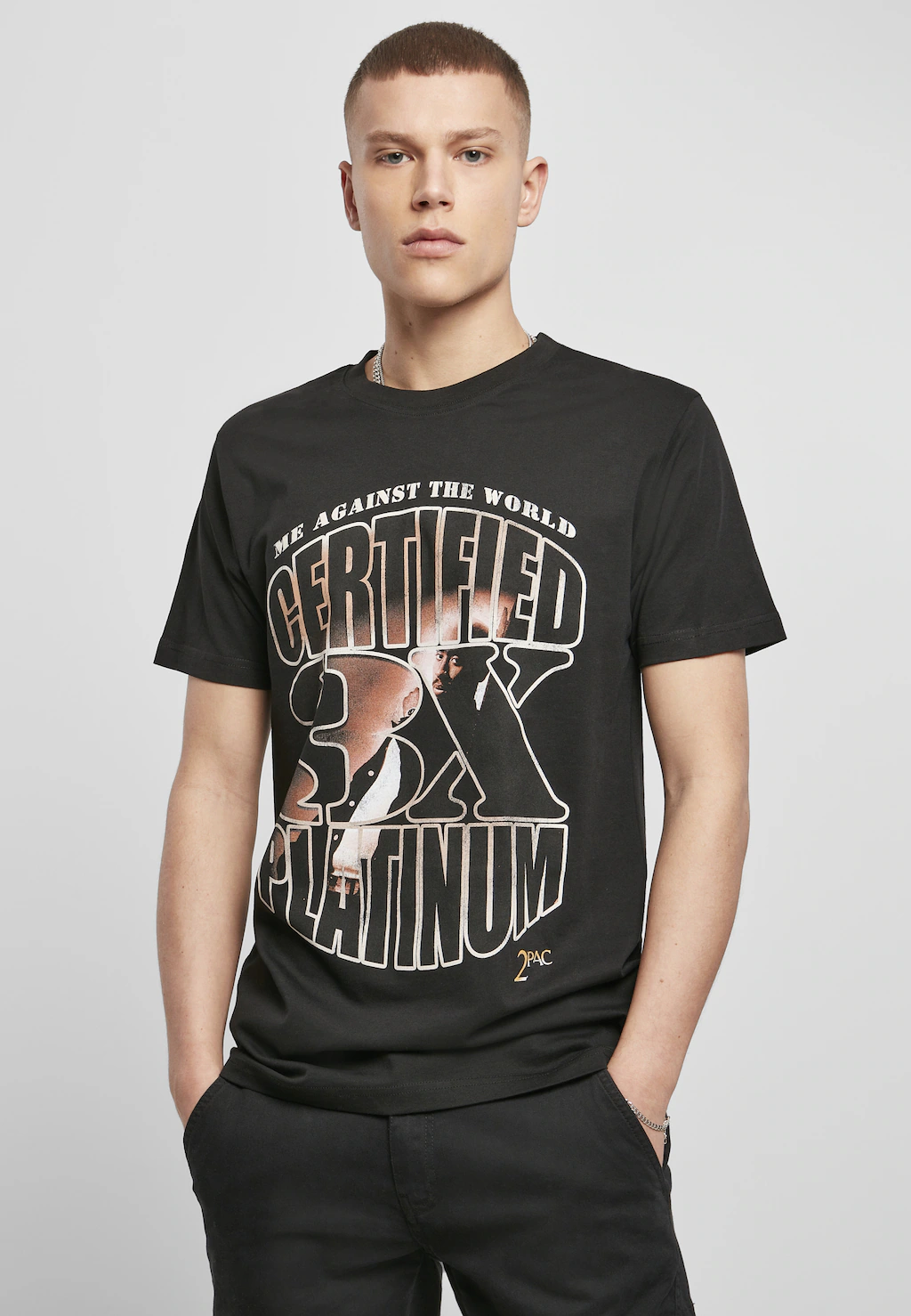 MisterTee Kurzarmshirt "Herren Tupac Me Against the World Platinium Tee" günstig online kaufen