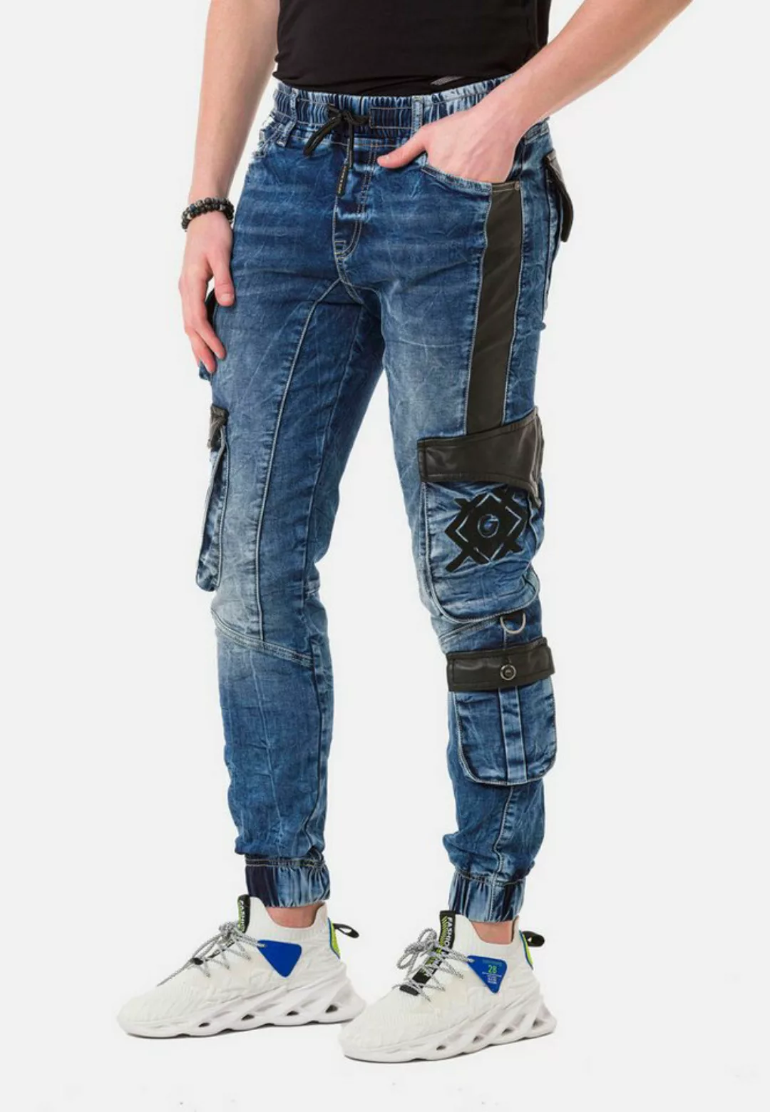 Cipo & Baxx Straight-Jeans im Designer-Look günstig online kaufen