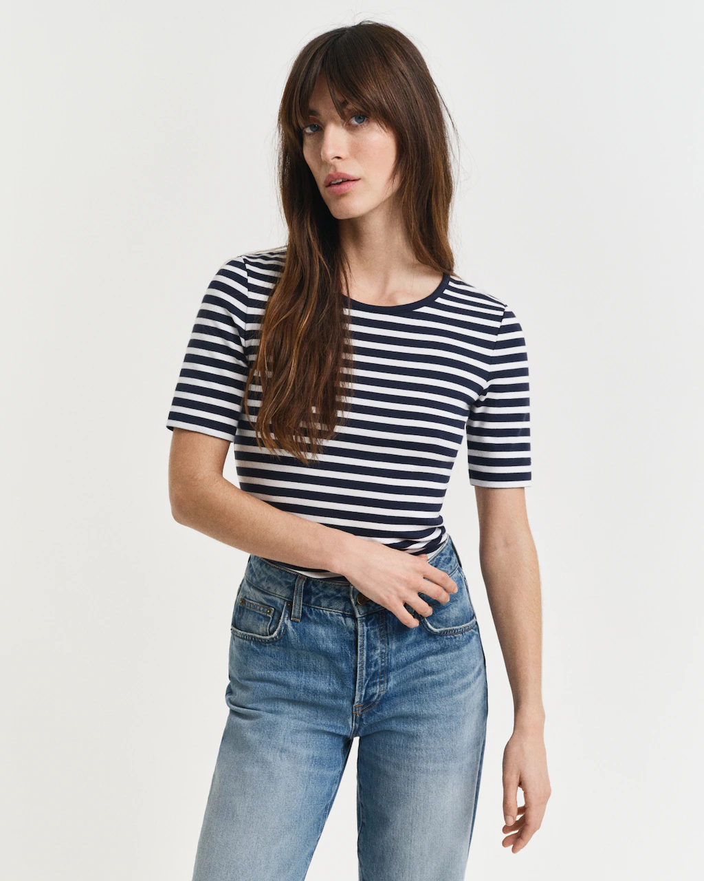 Gant T-Shirt "SLIM STRIPED 1X1 RIBBED KA T-SHIRT", mit dezentem Logoschrift günstig online kaufen