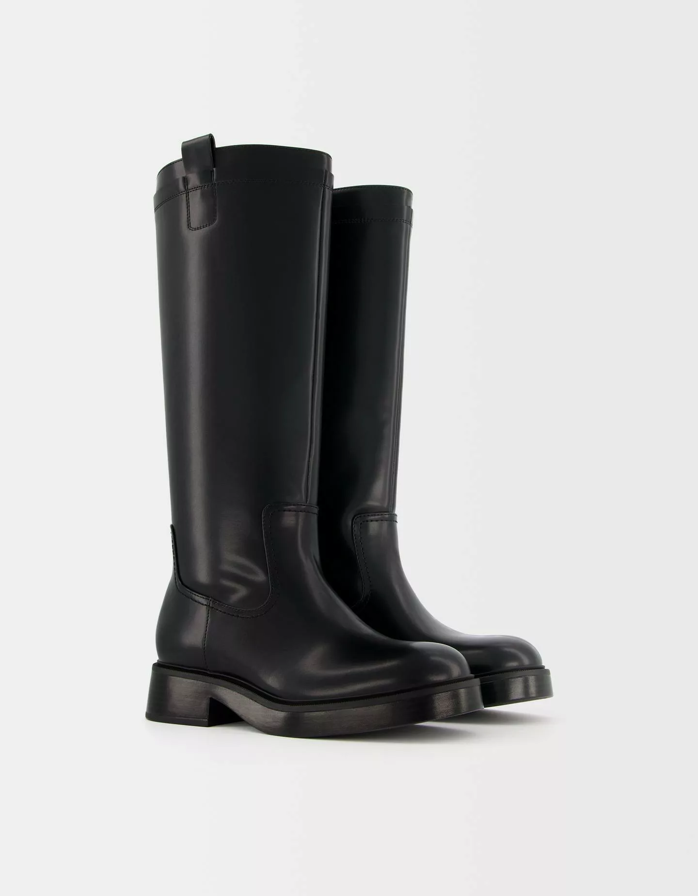 Bershka Flache Stiefel Mit Hohem Schaft Damen 41 Schwarz günstig online kaufen