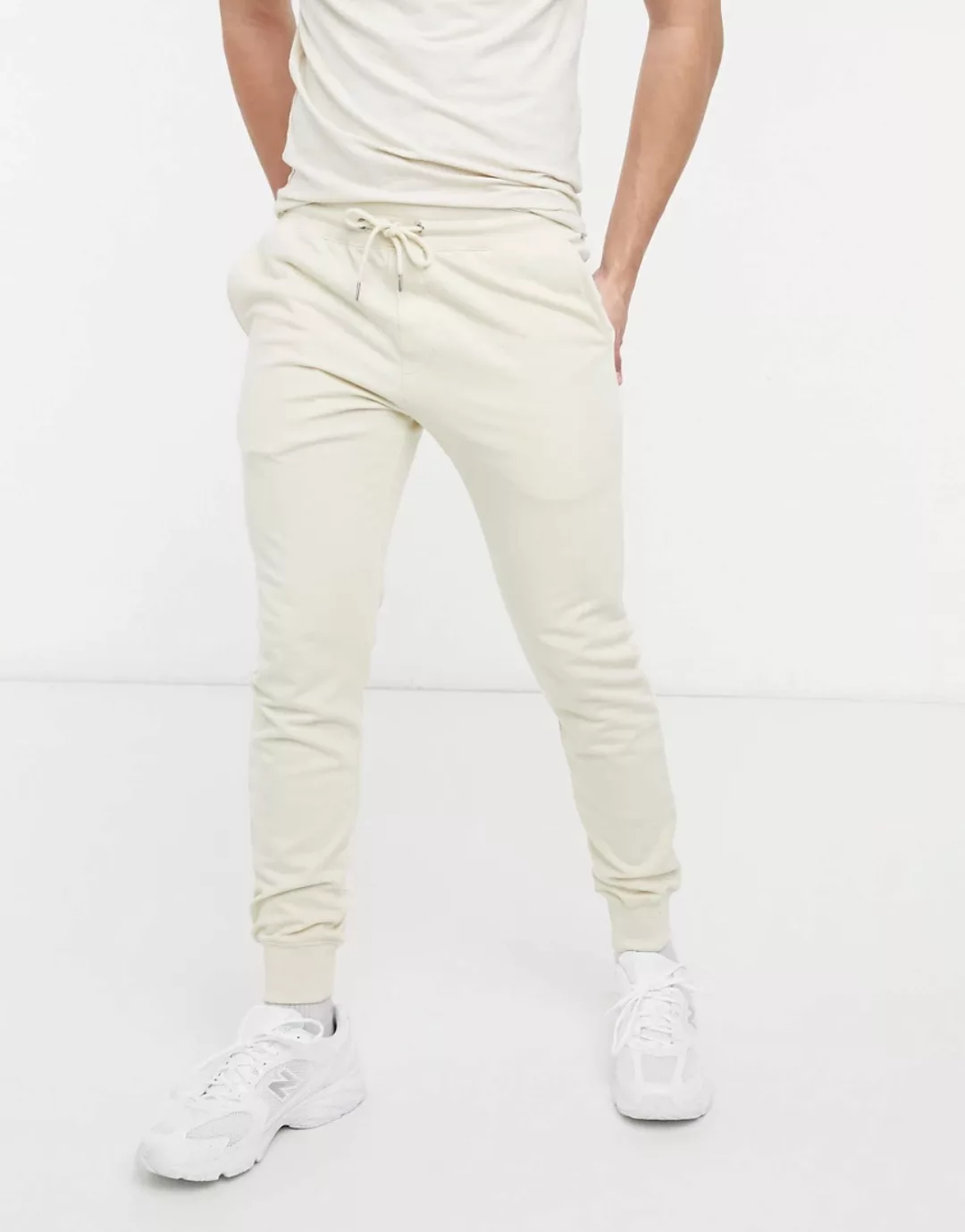 New Look – Jogginghose mit Streifendetail in Steingrau, Kombiteil-Neutral günstig online kaufen