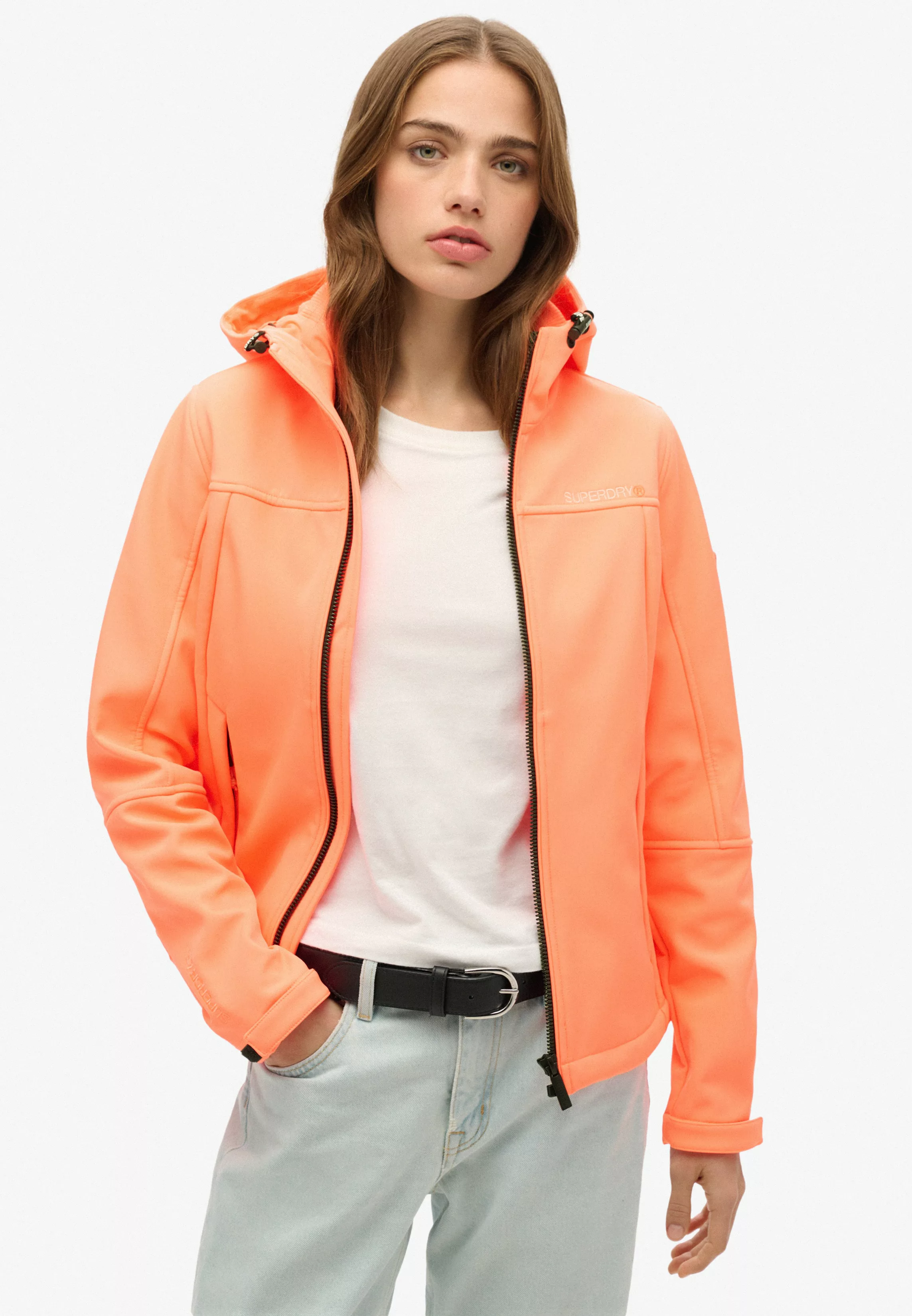 Superdry Outdoorjacke "HOODED CLASSIC TREKKER JKT", mit Kapuze günstig online kaufen