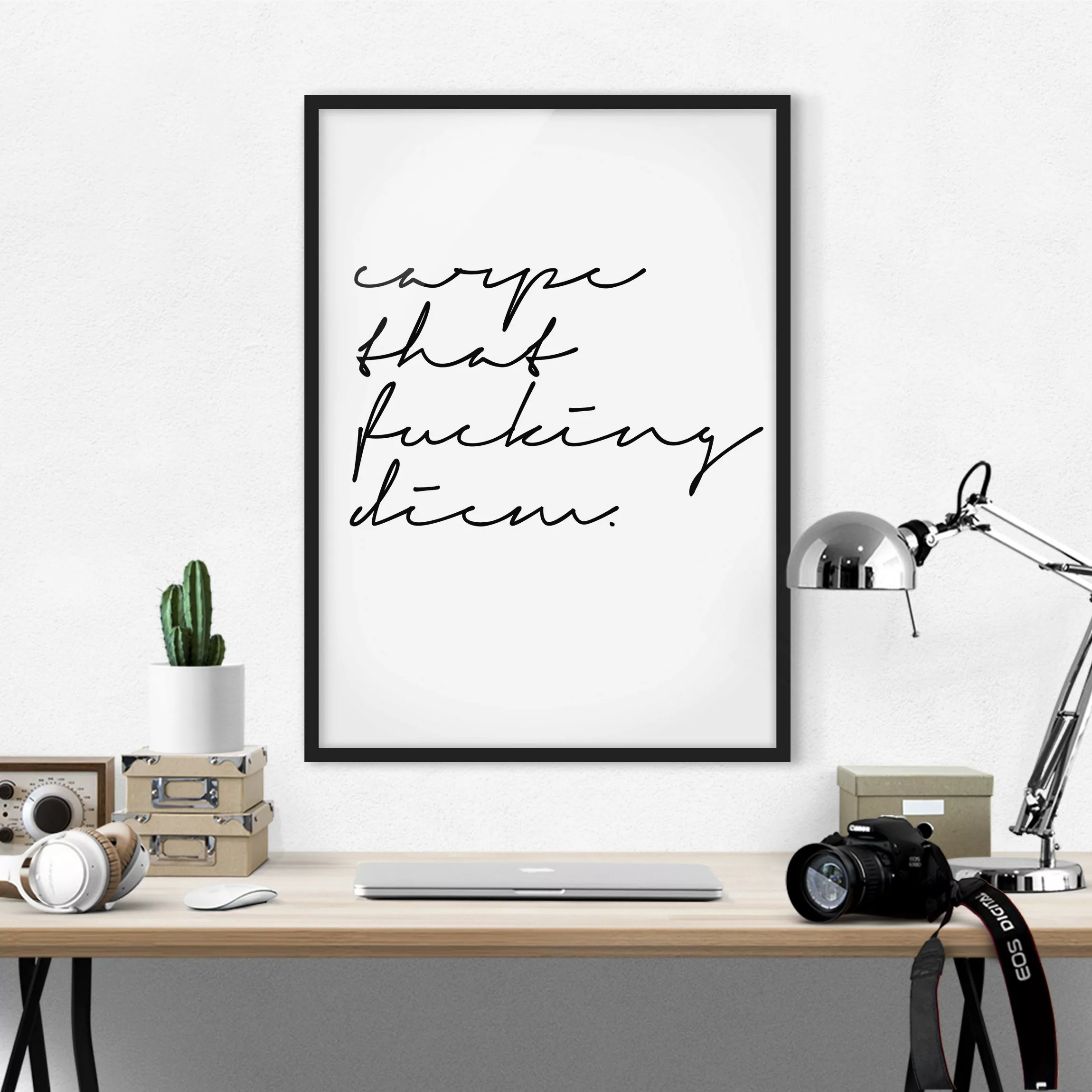 Bild mit Rahmen Carpe Diem Kalligrafie günstig online kaufen