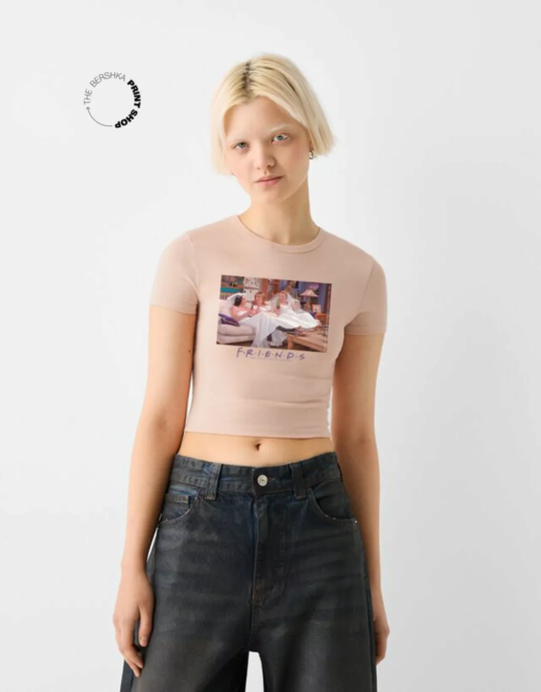 Bershka T-Shirt Friends Mit Kurzen Ärmeln Und Print Damen L Rosa günstig online kaufen
