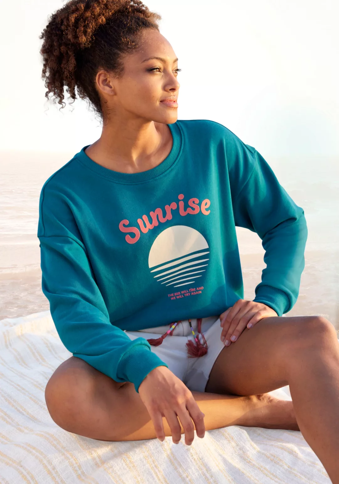 Vivance Sweater -Pullover mit schönem Frontprint, Loungewear günstig online kaufen
