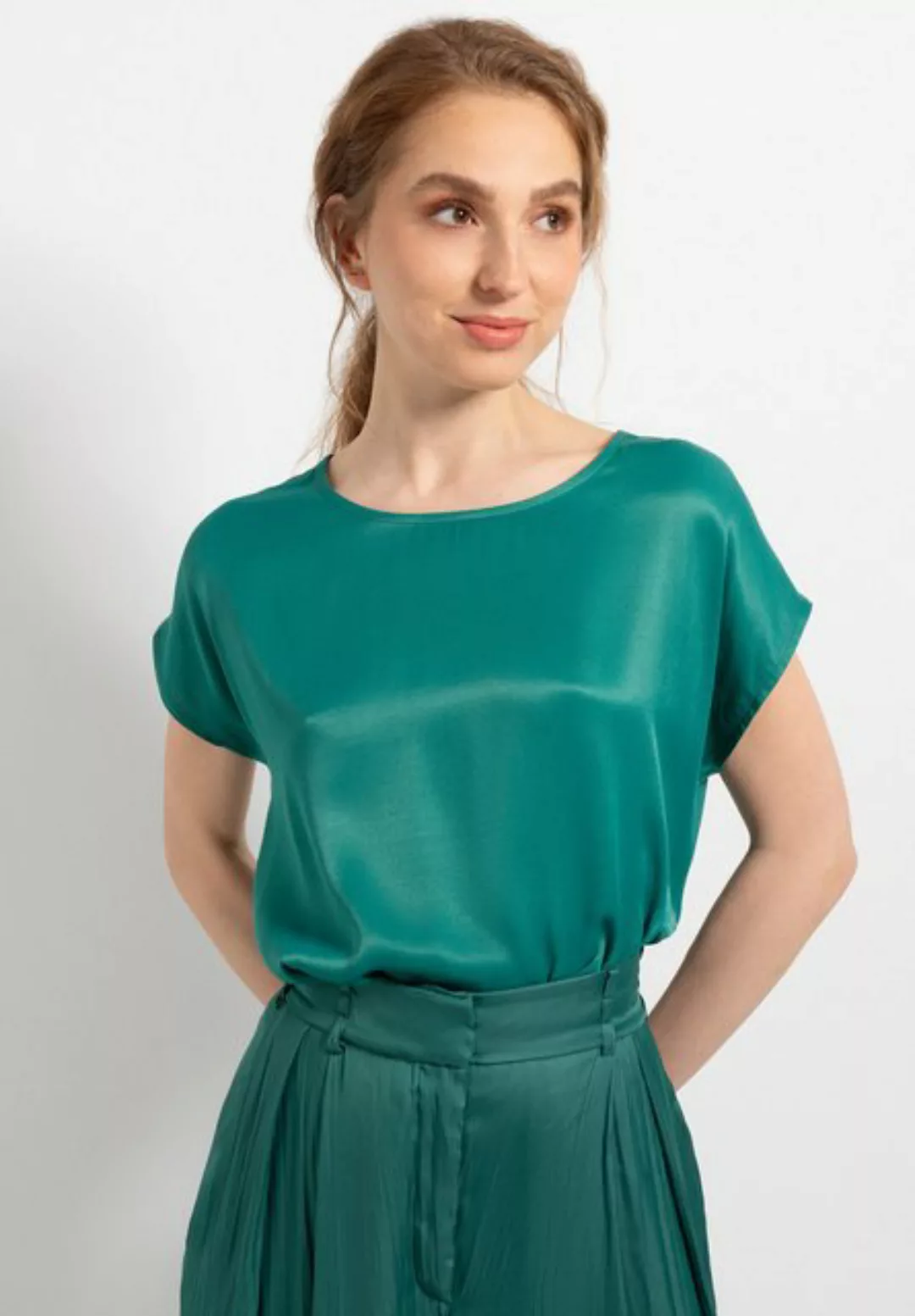 Shirt mit Satinfront, summergarden green, Sommer-Kollektion günstig online kaufen