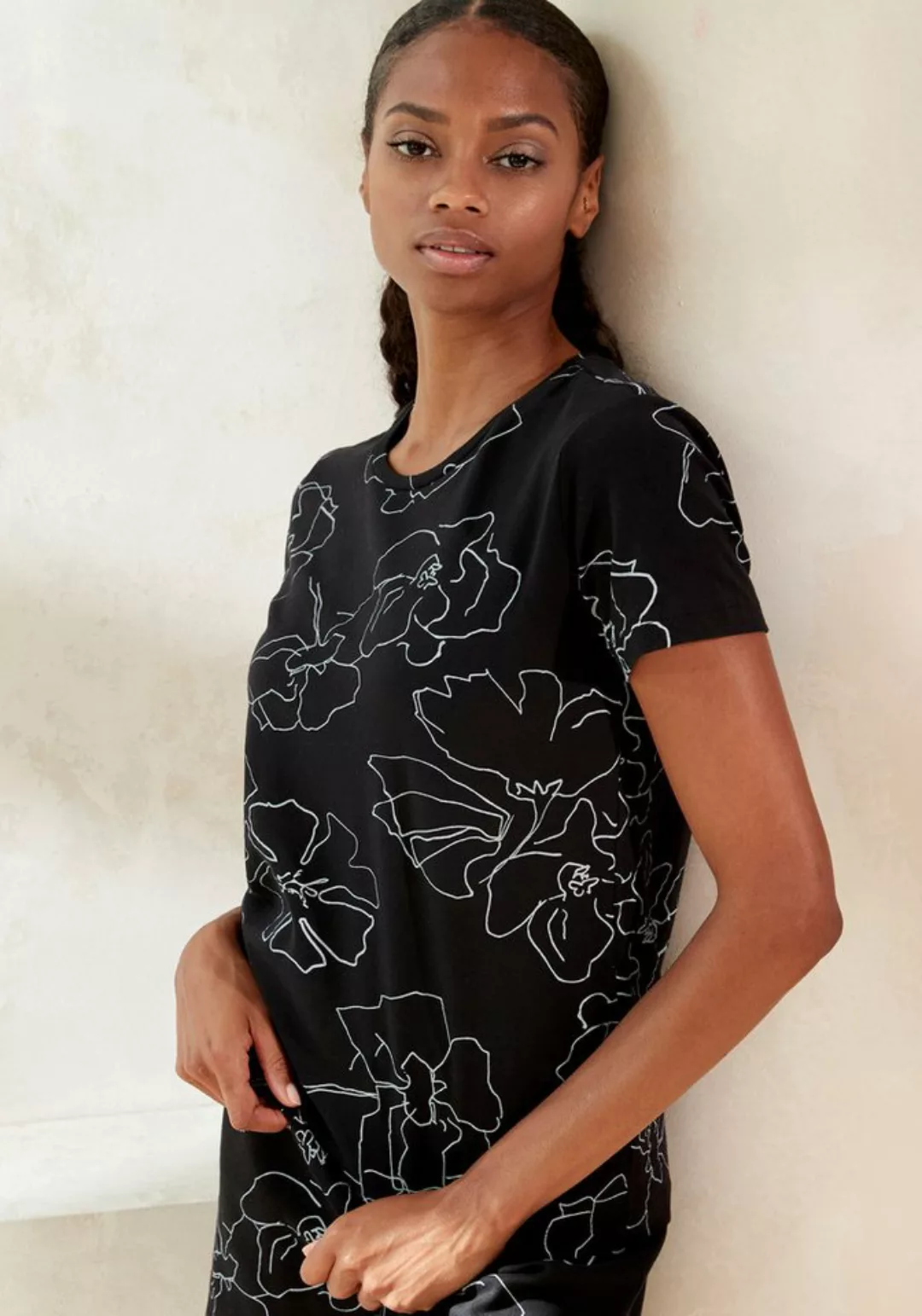 LASCANA Kurzarmshirt -T-Shirt mit Blütendruck, Loungewear günstig online kaufen