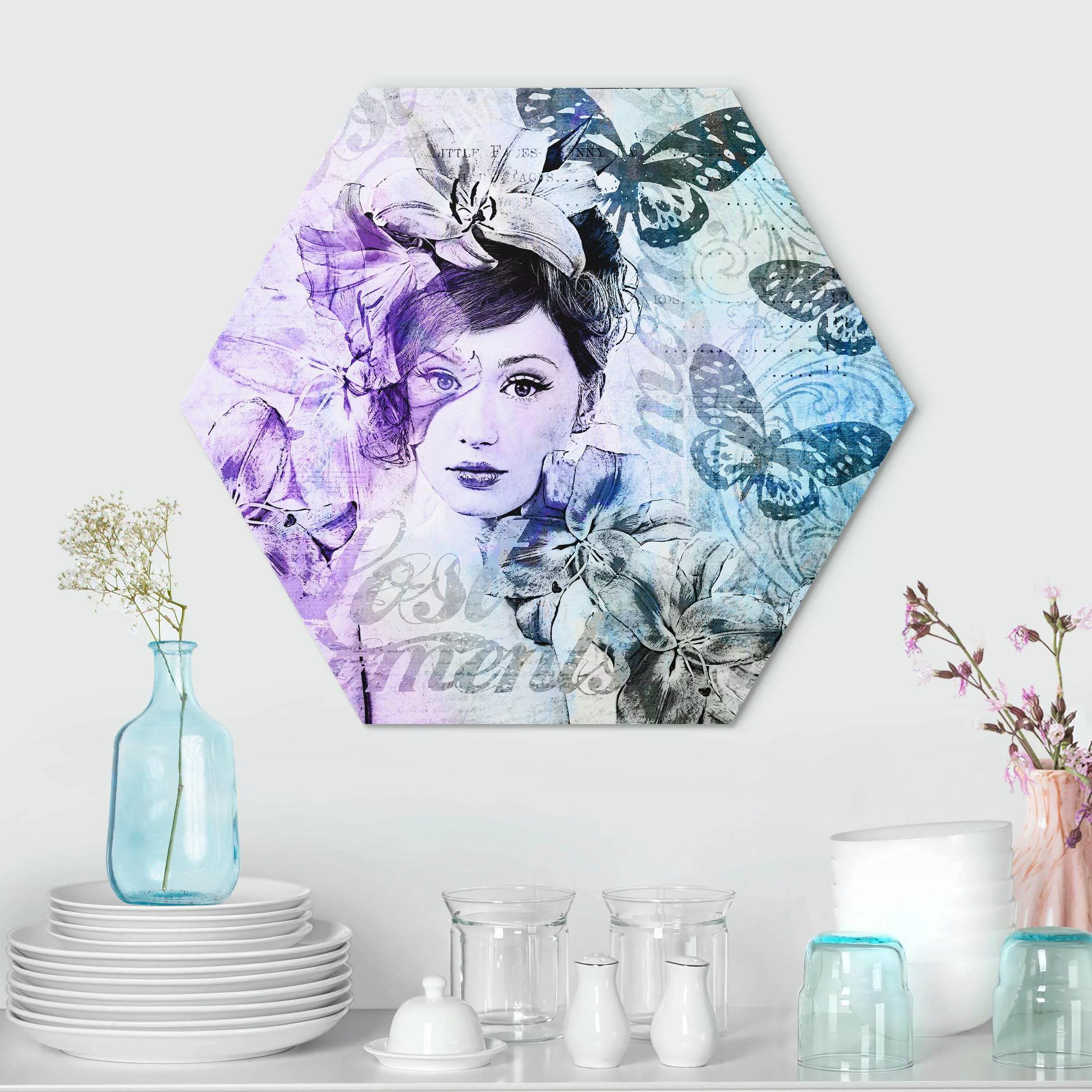 Hexagon-Alu-Dibond Bild Shabby Chic Collage - Portrait mit Schmetterlingen günstig online kaufen