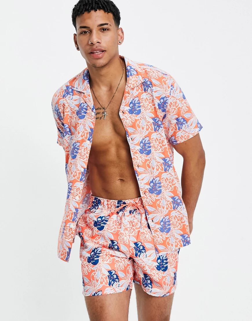 Farah – Colbert – Recycled – Badeshorts mit Hawaii-Print in Koralle-Rosa günstig online kaufen