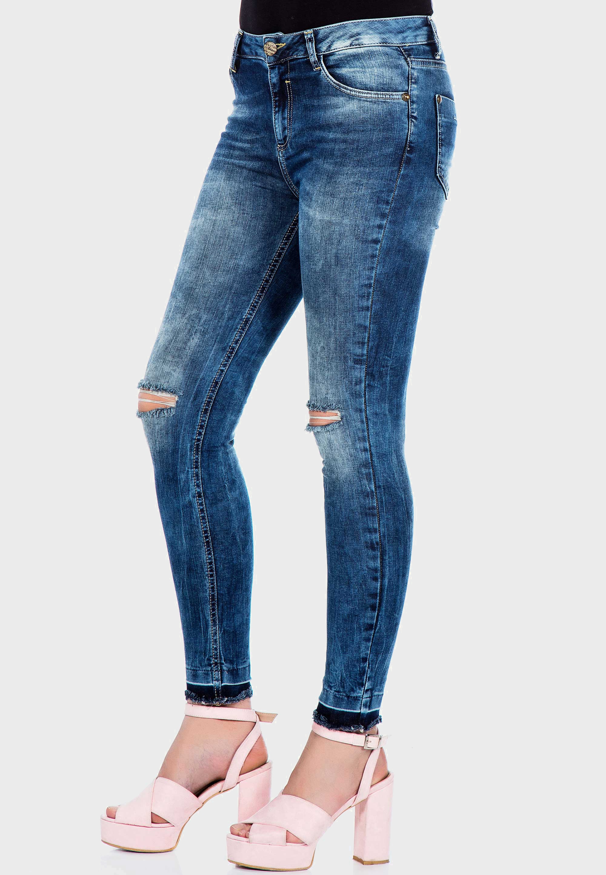 Cipo & Baxx Slim-fit-Jeans, in angesagtem Design in Skinny Fit günstig online kaufen