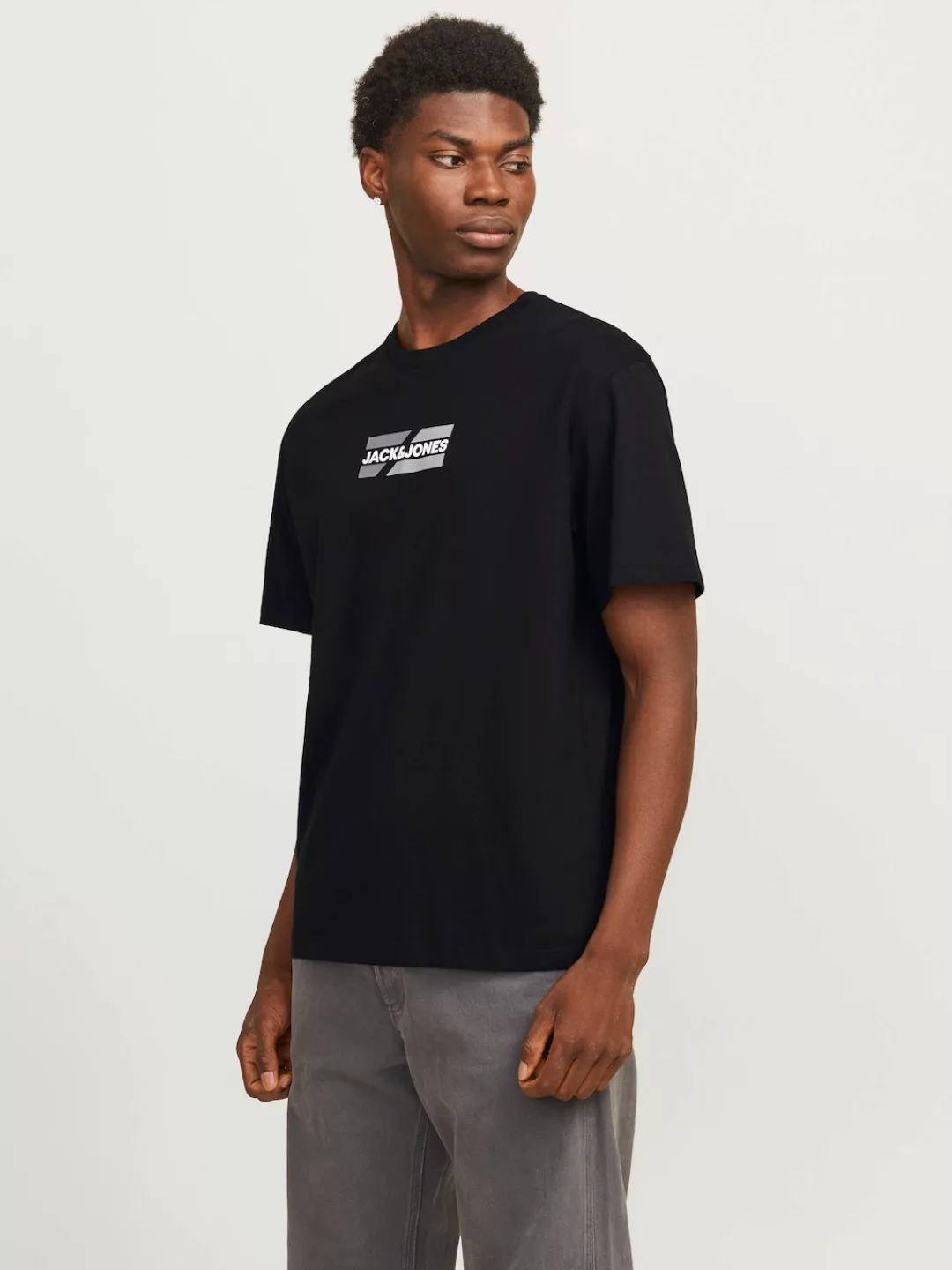 Jack & Jones Rundhalsshirt "JJECORP GRAPHIC TEE SS O-NECK NOOS", mit Logo P günstig online kaufen