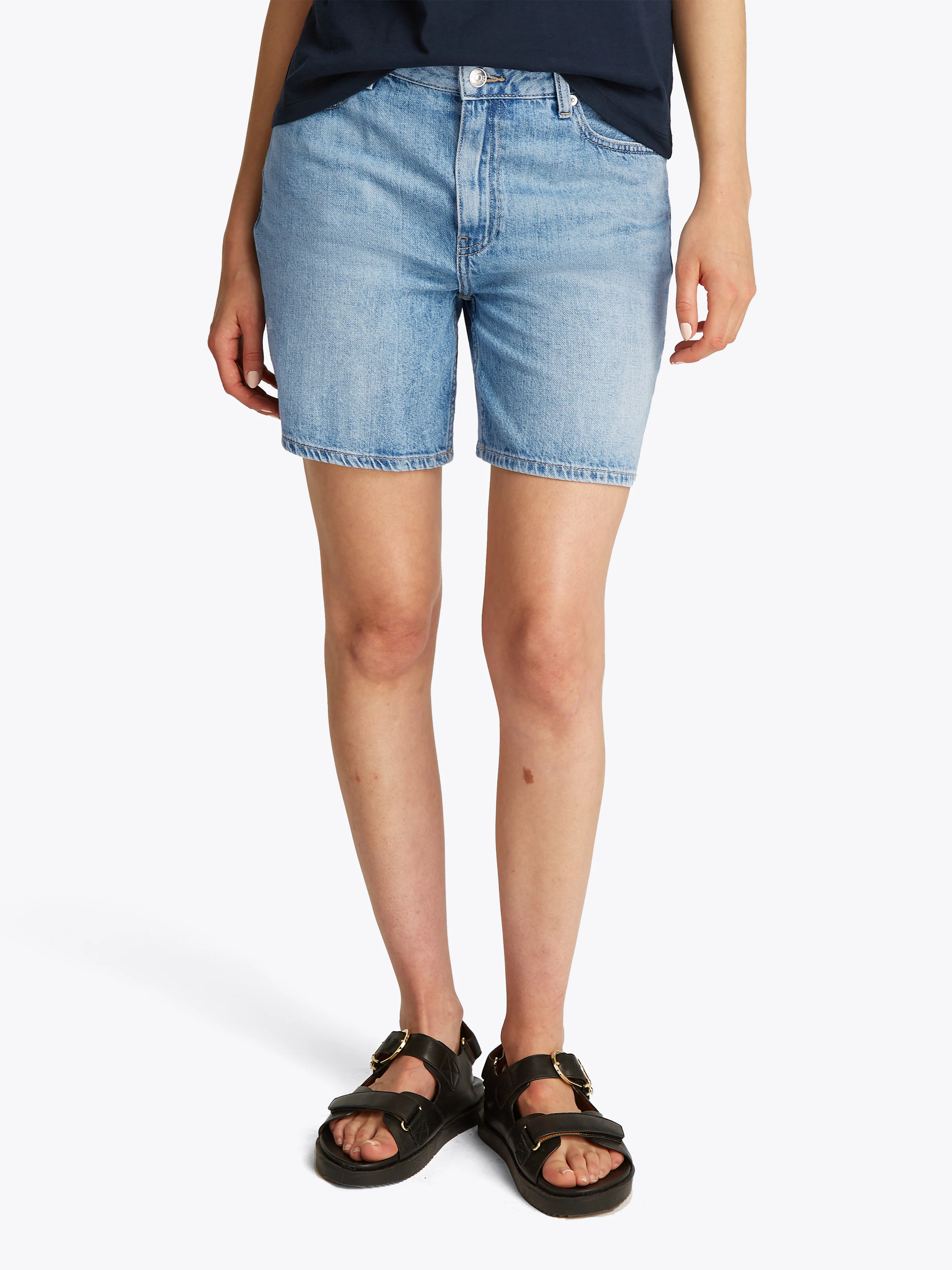 Tommy Hilfiger Shorts "DNM STRAIGHT SHORT RW SIA", mit leichter Waschung, L günstig online kaufen