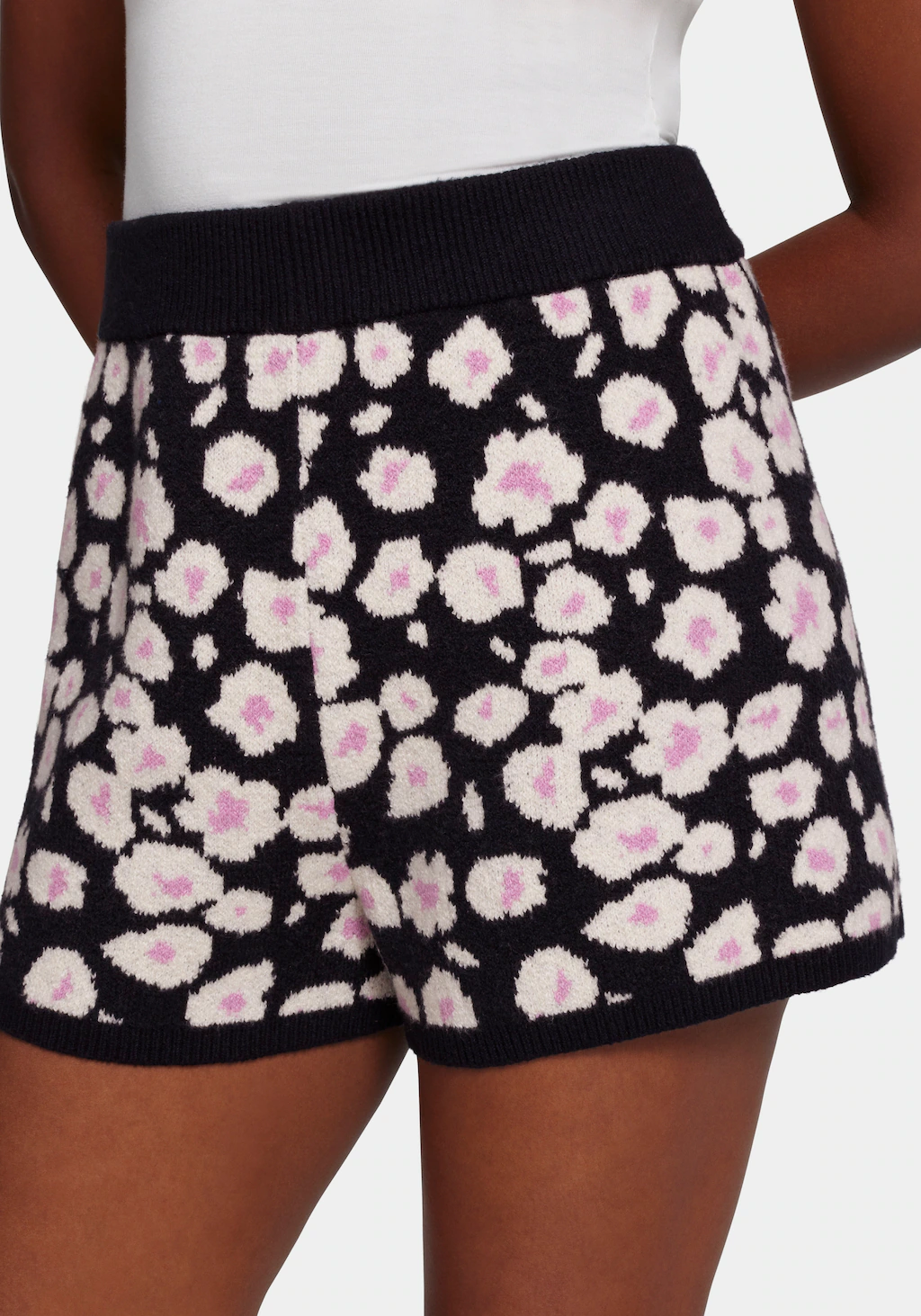 UGG Shorts Shaina Short mit Blumendruck günstig online kaufen