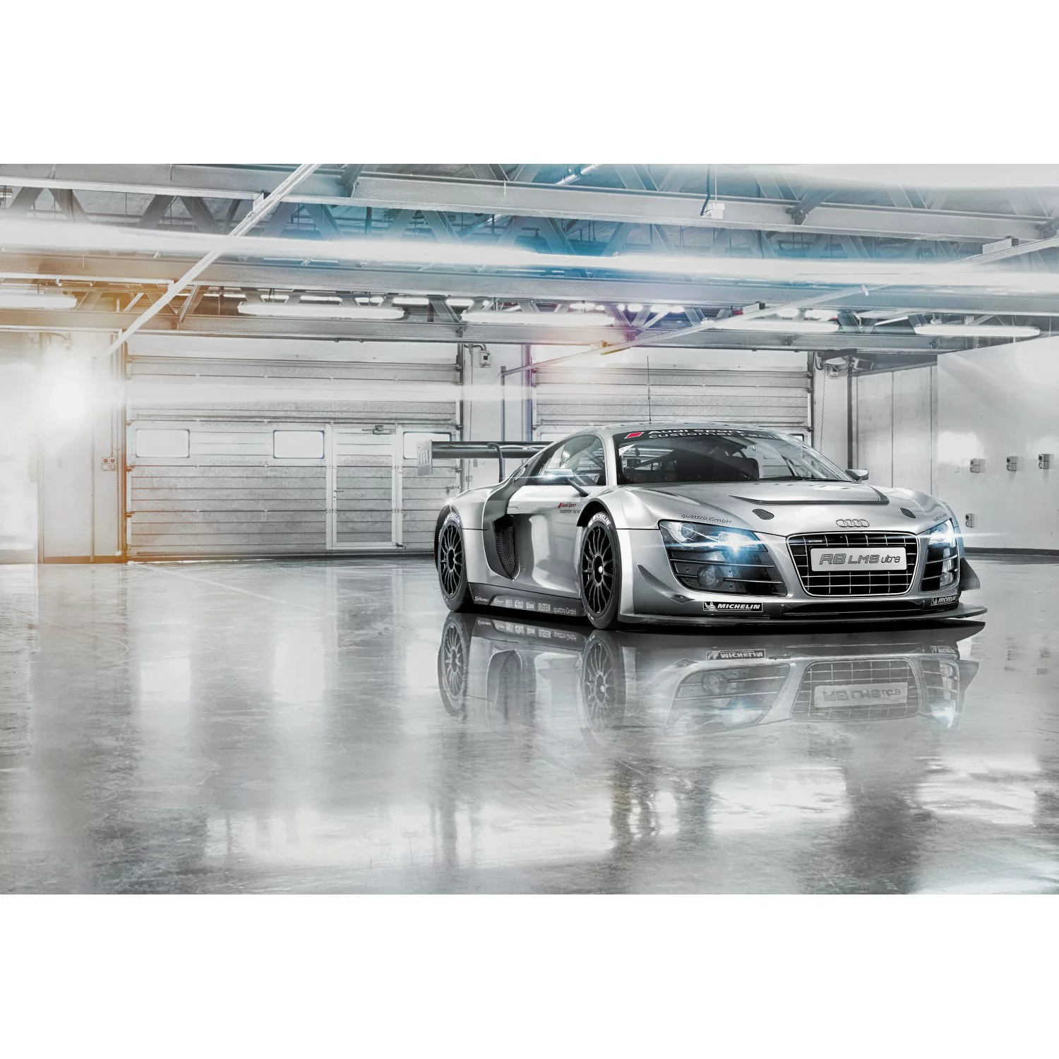 KOMAR Papier Fototapete - Audi R8 Le Mans - Größe 368 x 254 cm mehrfarbig günstig online kaufen
