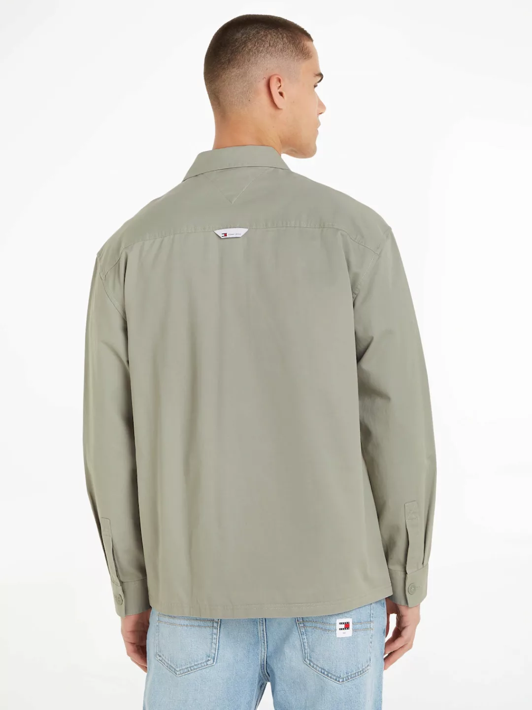 Tommy Jeans Langarmhemd TJM ESSENTIAL SOLID OVERSHIRT mit knöpfbarer Brustt günstig online kaufen