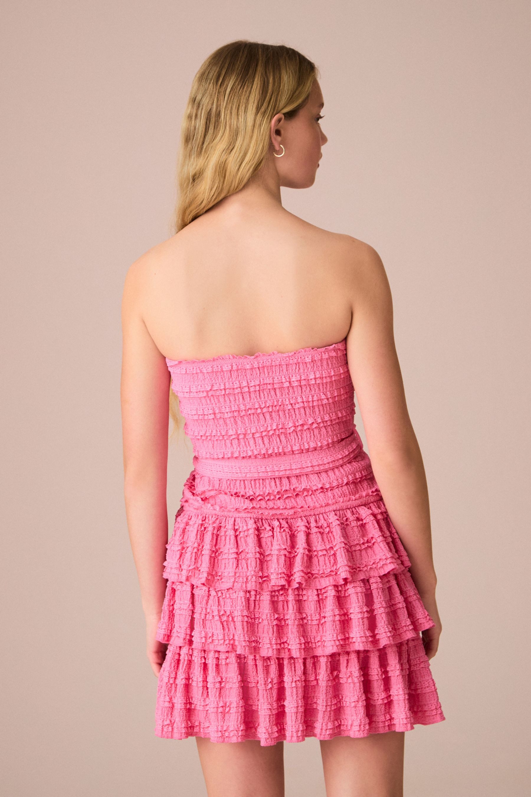Next Minikleid Strukturiertes Bandeau-Minikleid mit Rüschen günstig online kaufen