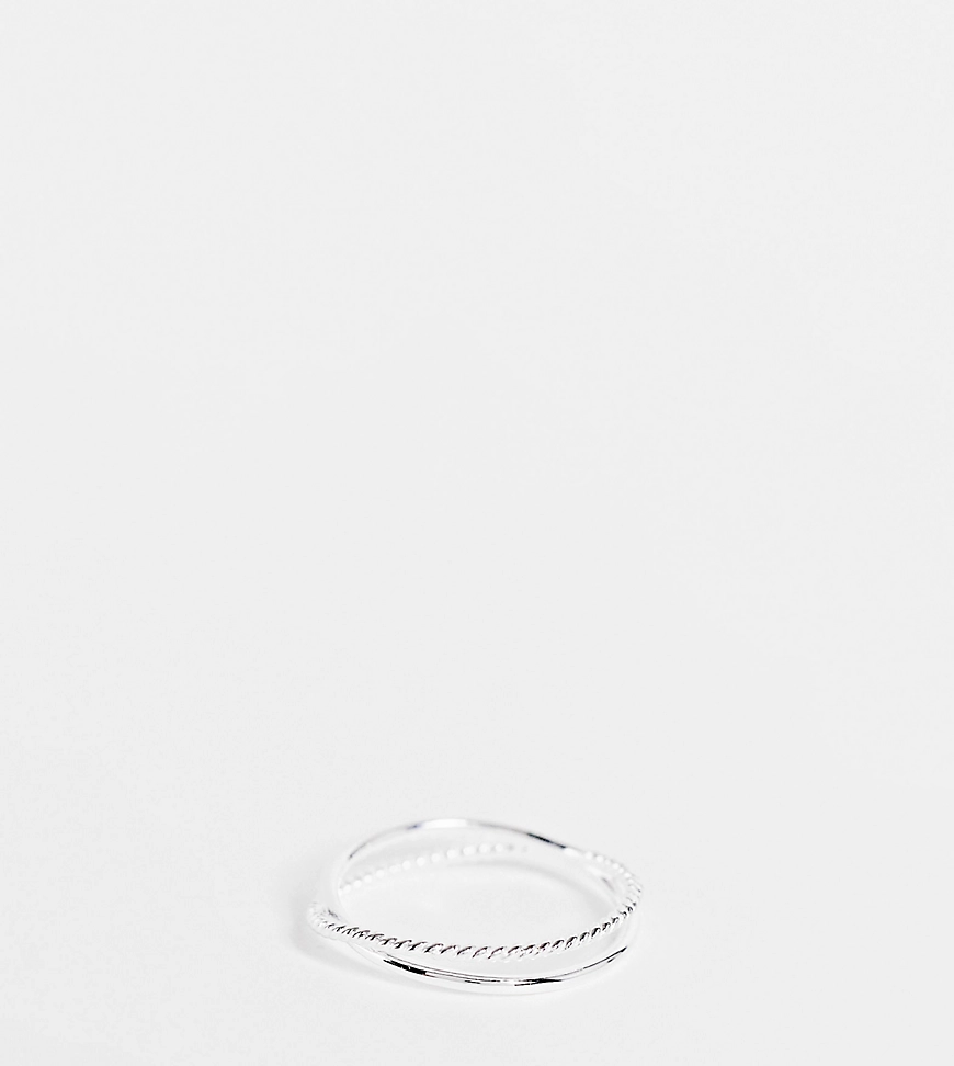 ASOS DESIGN – Ring aus Sterlingsilber mit gedrehtem Kreuzdesign günstig online kaufen