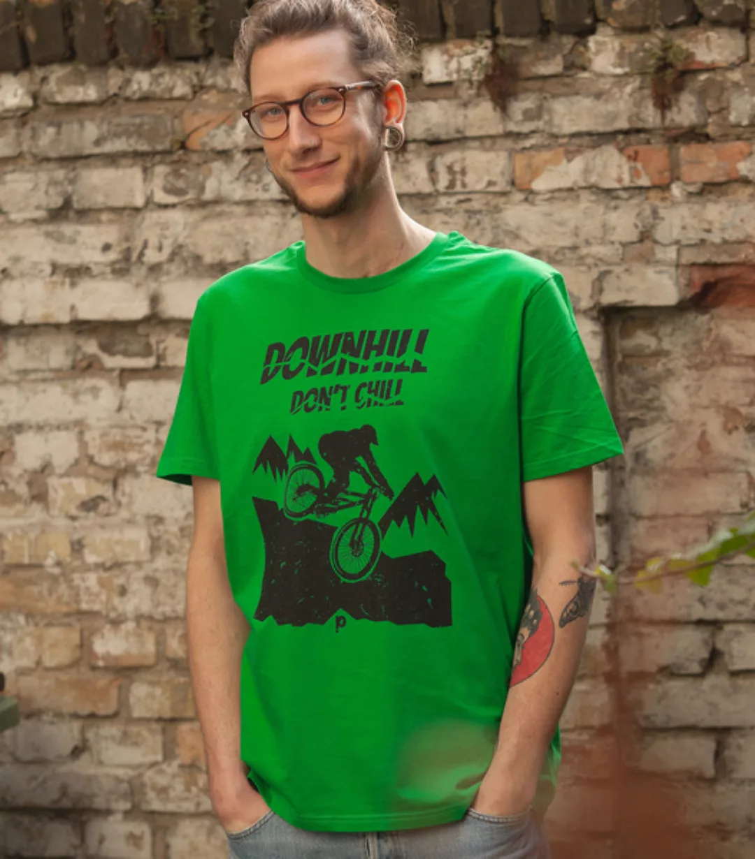 Downhill Don’t Chill - Fair Wear Männer T-shirt - Freshgreen günstig online kaufen