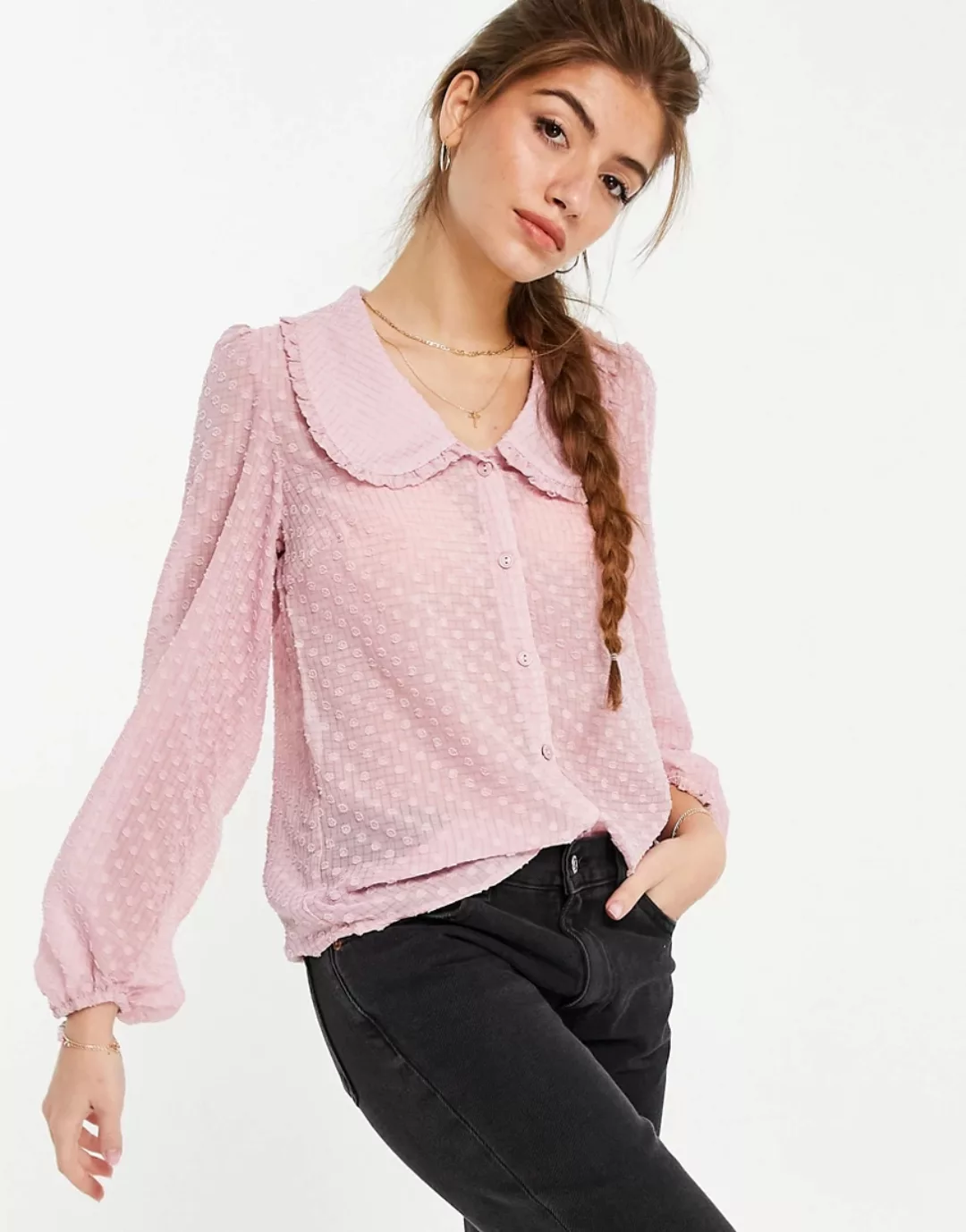 New Look – Gepunktete Bluse mit Dobby-Struktur und Kragen in Blassrosa-Lila günstig online kaufen