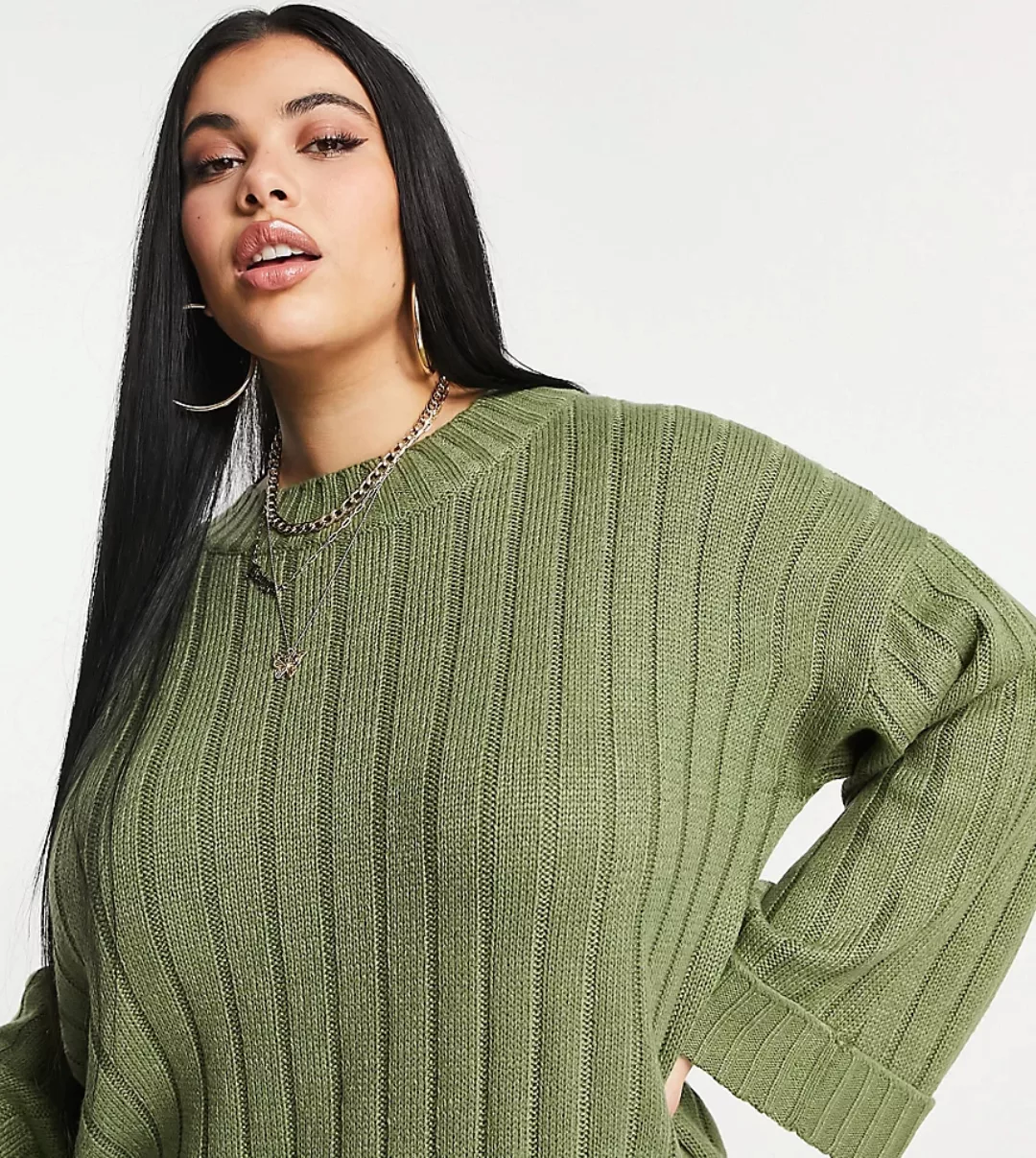 Yours – Gerippter Pullover mit weiten Ärmeln in Khaki-Grün günstig online kaufen