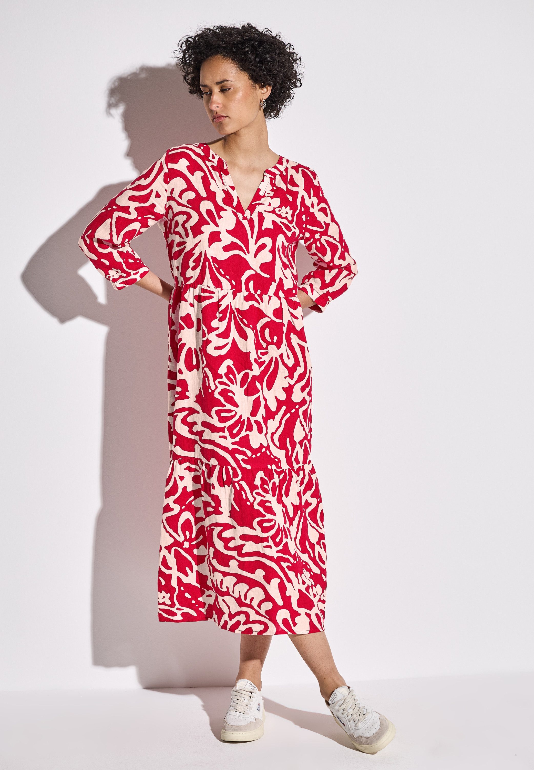 STREET ONE Midikleid, mit floralem Muster und Volants günstig online kaufen