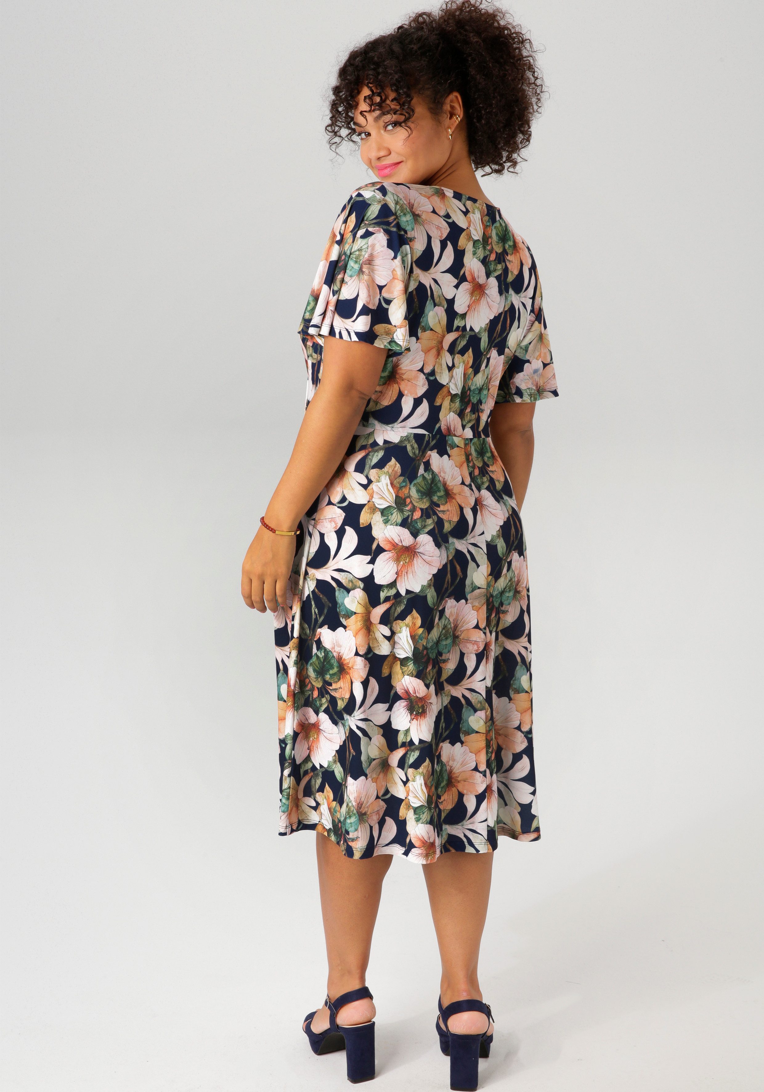 Aniston PLUS Jerseykleid mit V-Ausschnitt in günstig online kaufen