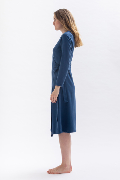 Minimalistisches Wickelkleid *Ma-laa* Aus 100% Tencel In Blau Oder Petrolgr günstig online kaufen