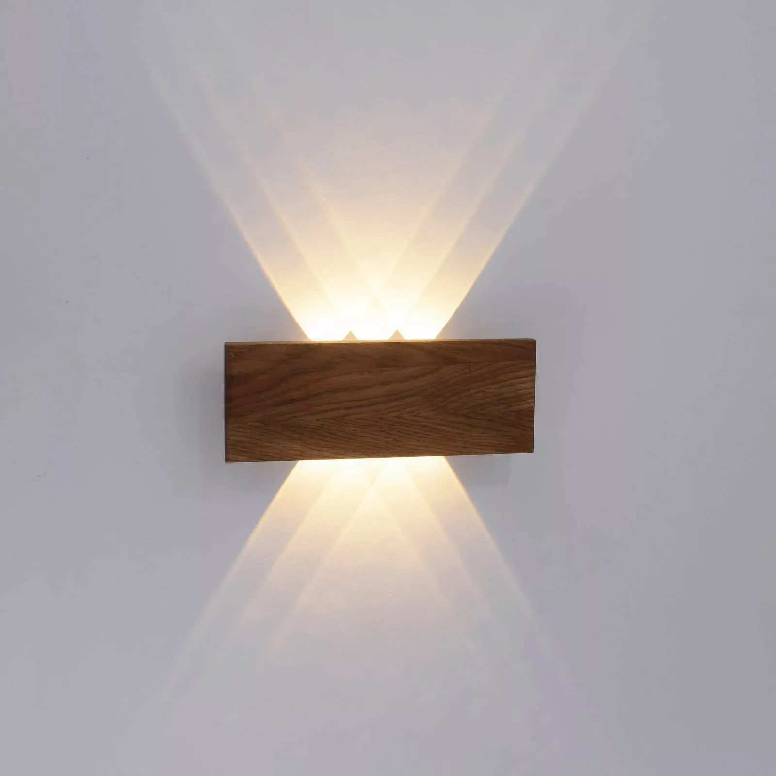 Paul Neuhaus Palma LED-Wandleuchte Holz 32 cm günstig online kaufen