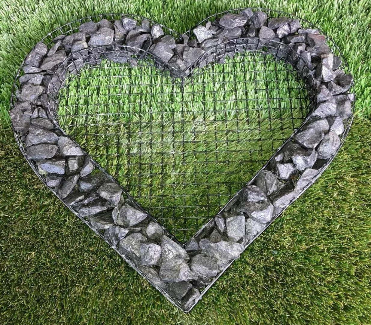 Gartenwelt Riegelsberger Gartenfigur Herz Gitter Grabschmuck günstig online kaufen