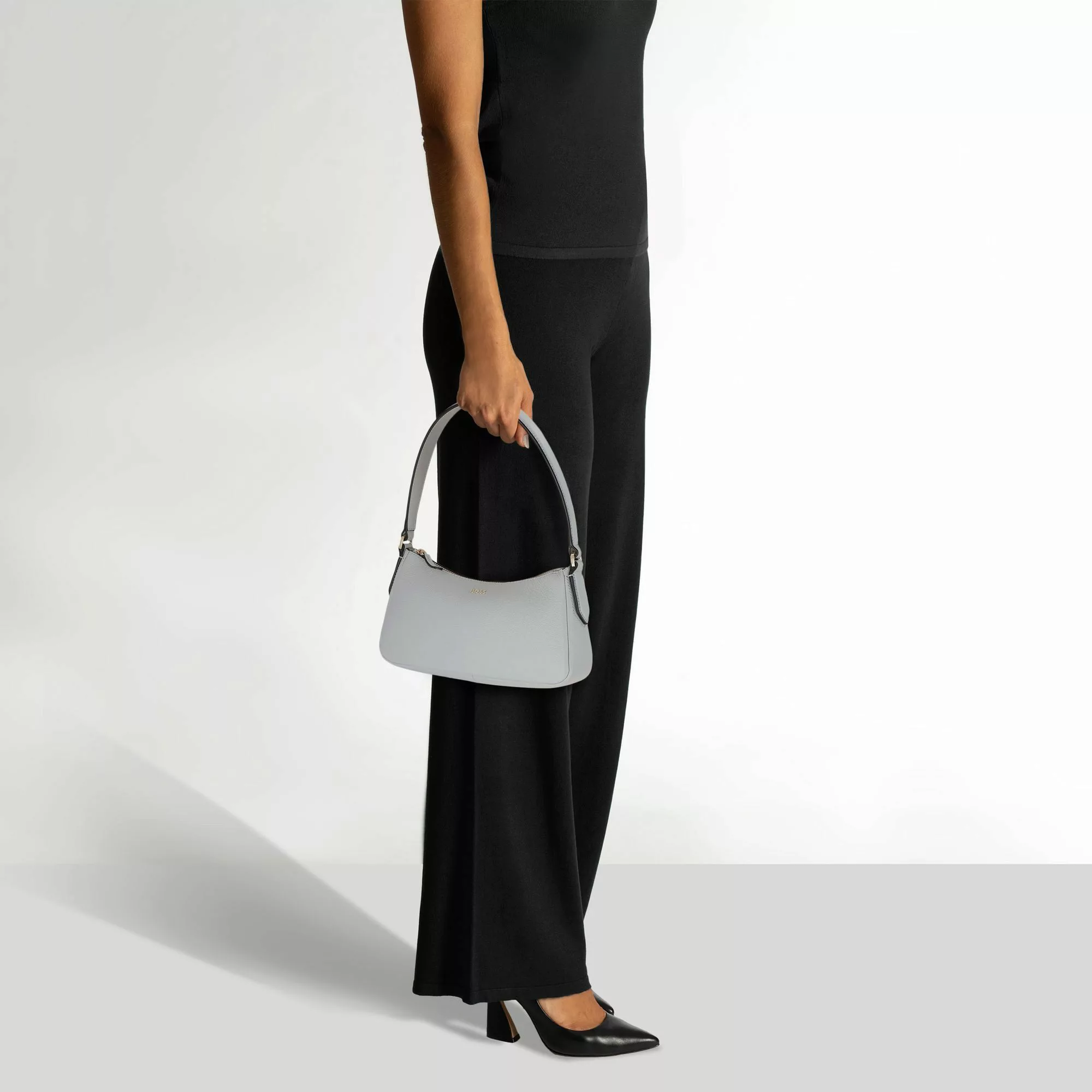 BOSS Schultertasche Alyce, Leder günstig online kaufen