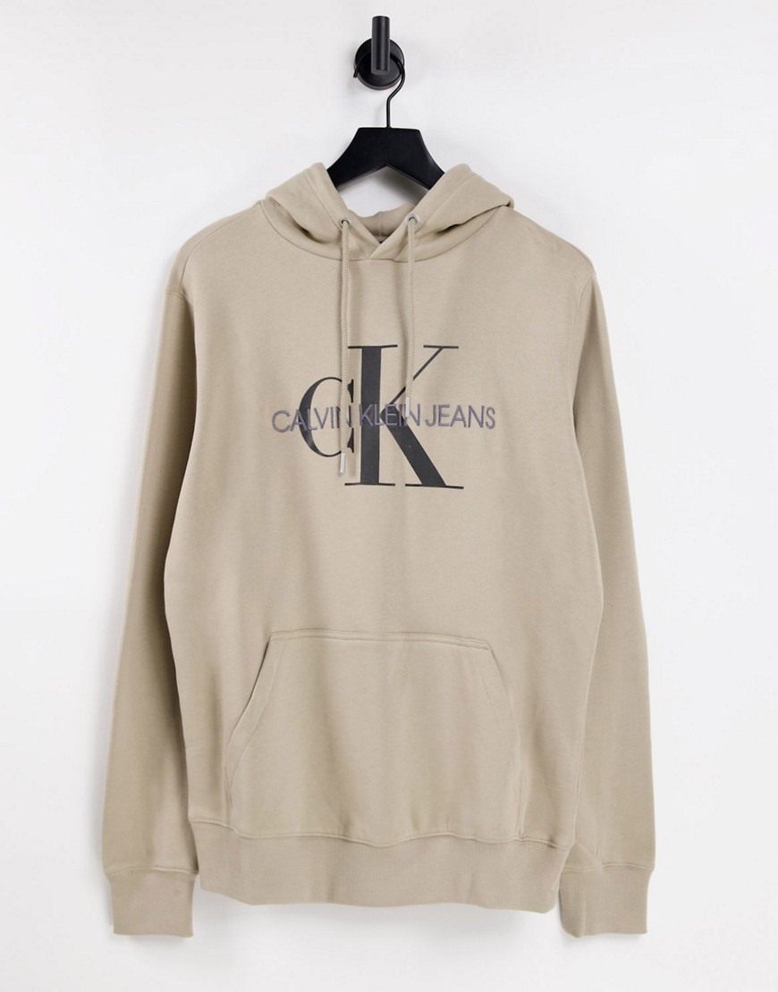 Calvin Klein Jeans – Kapuzenpullover mit Monogramm-Logo in Steingrau-Neutra günstig online kaufen