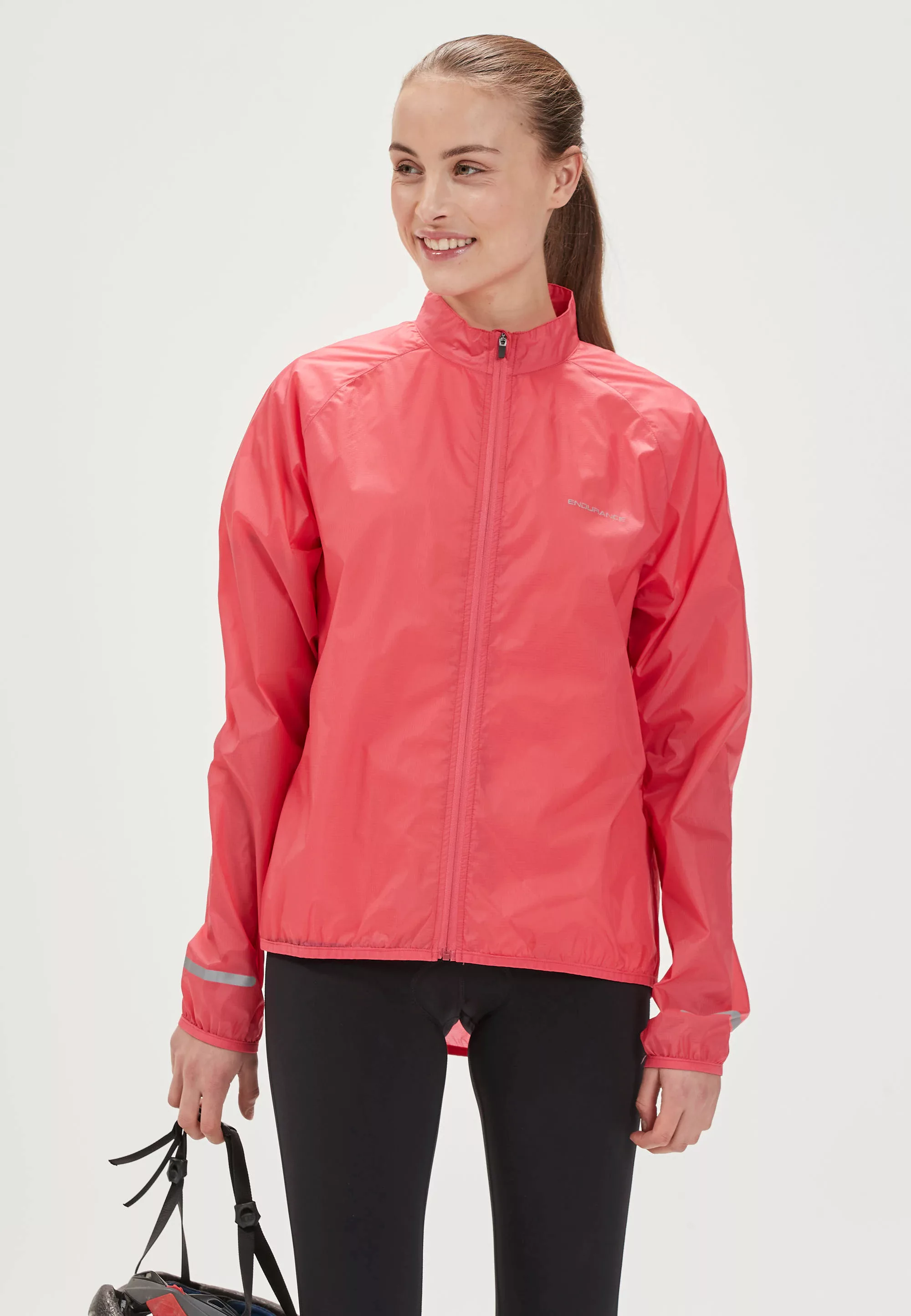 ENDURANCE Softshelljacke "IMMIE W Packable", extra leicht mit kleinem Packm günstig online kaufen