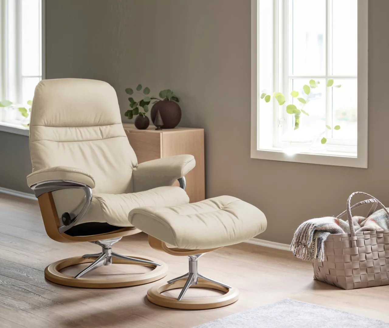Stressless Relaxsessel "Sunrise", mit Signature Base, Größe S, Gestell Eich günstig online kaufen
