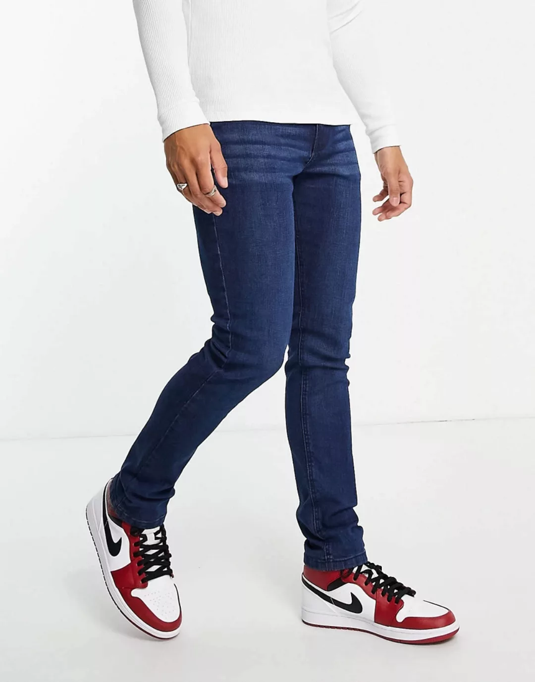 Bolongaro Trevor – Eng geschnittene Jeans-Blau günstig online kaufen