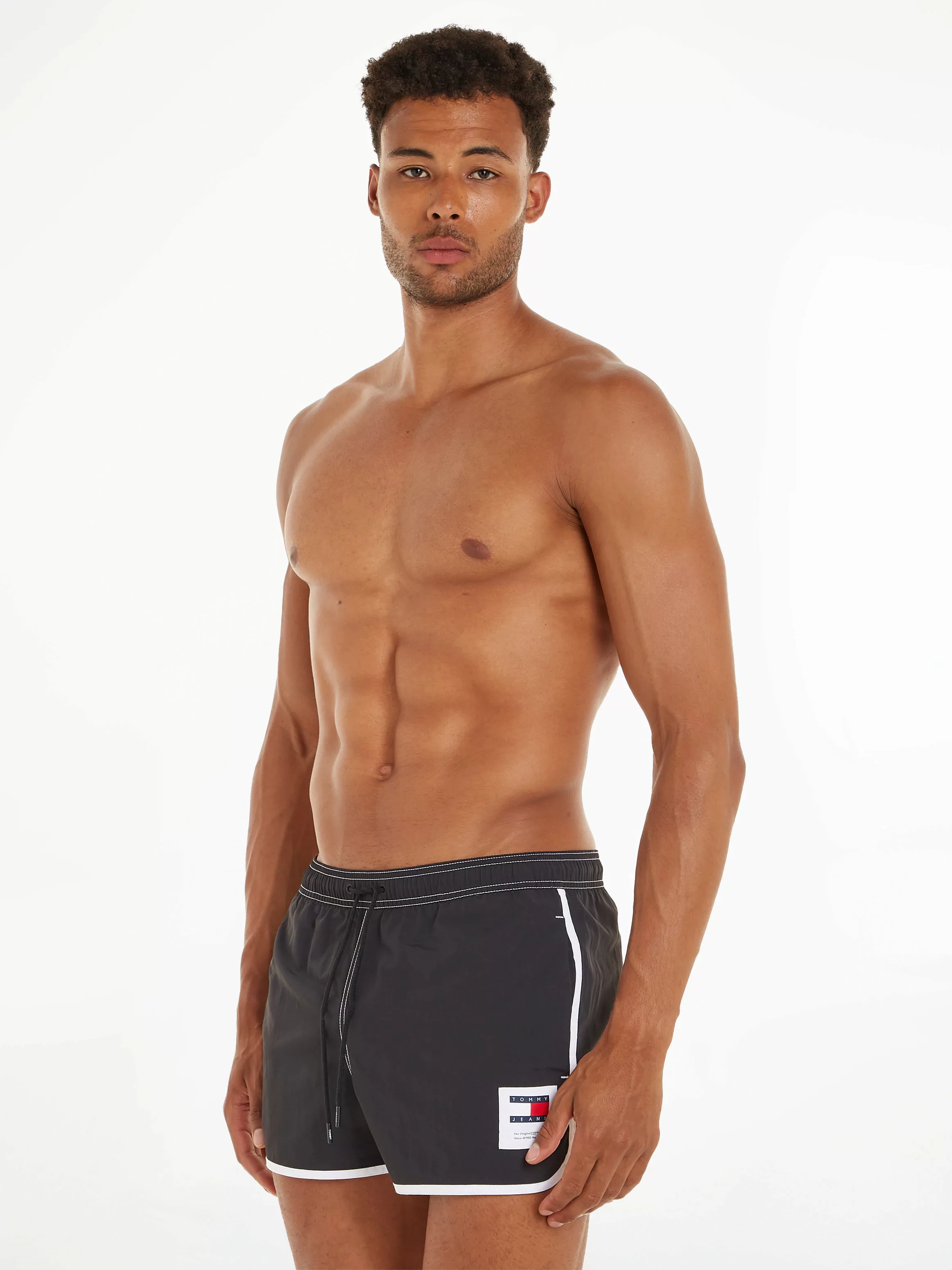 Tommy Hilfiger Swimwear Badeshorts "RUNNER", mit kontrastfarbenen Details günstig online kaufen