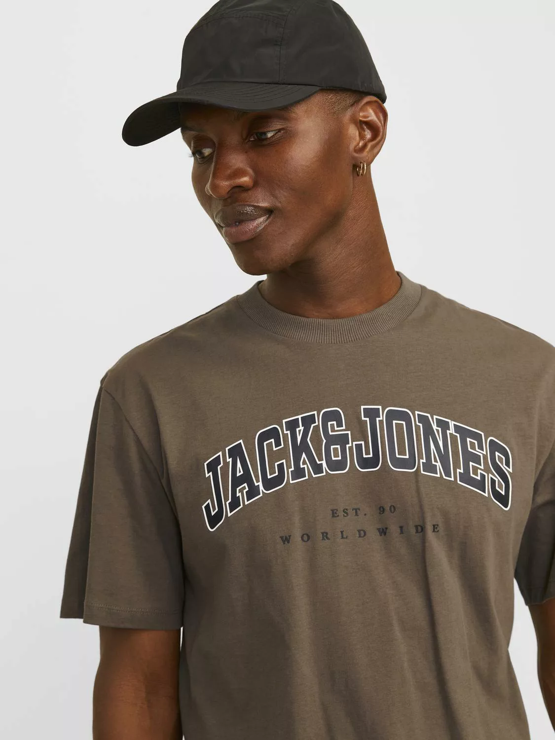 Jack & Jones Rundhalsshirt JJECALEB VARSITY TEE SS O-NECK NOOS günstig online kaufen