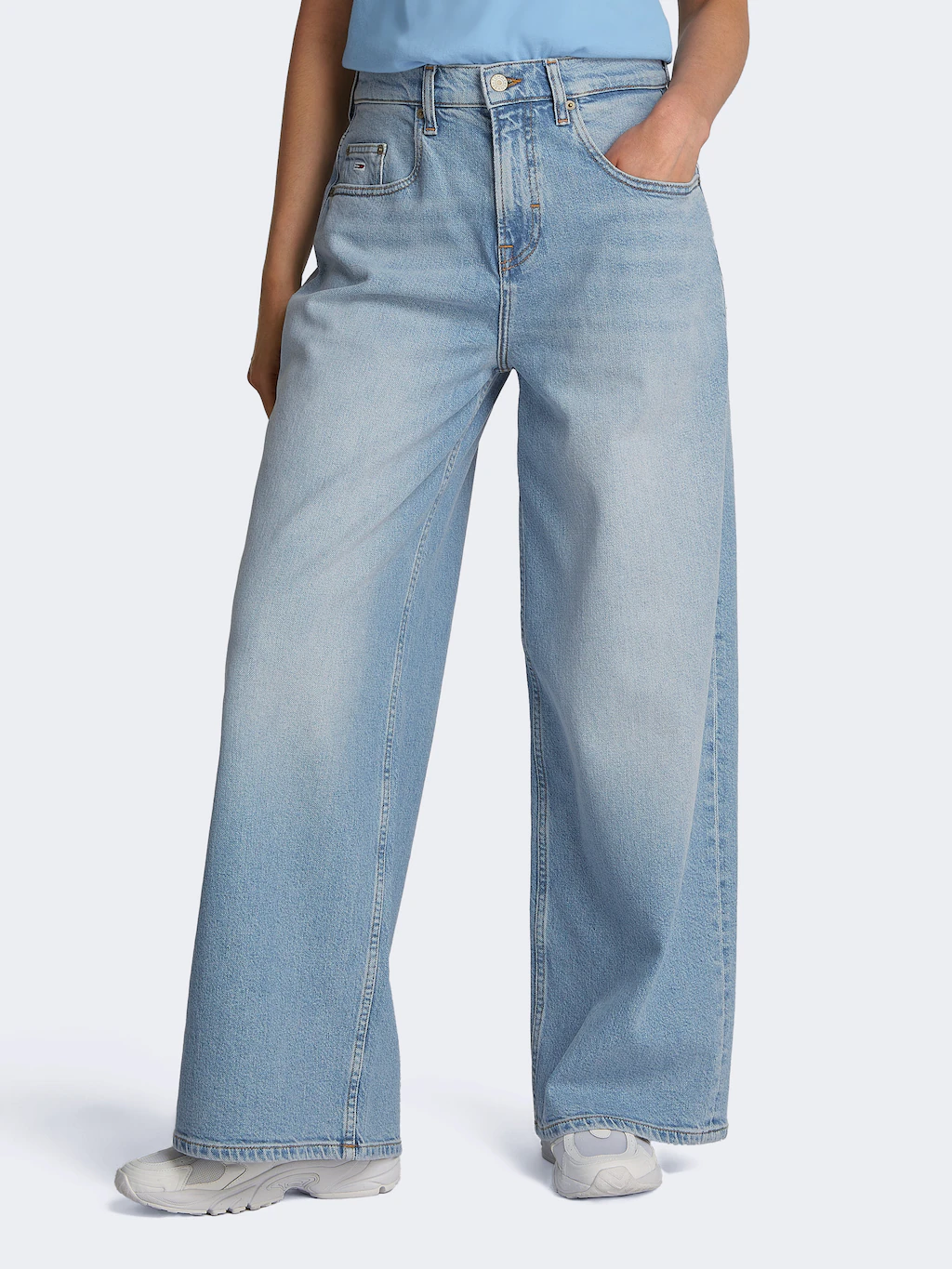 Tommy Jeans Loose-fit-Jeans "CHARLIE MR LOOSE WD", mit Logostickerei günstig online kaufen