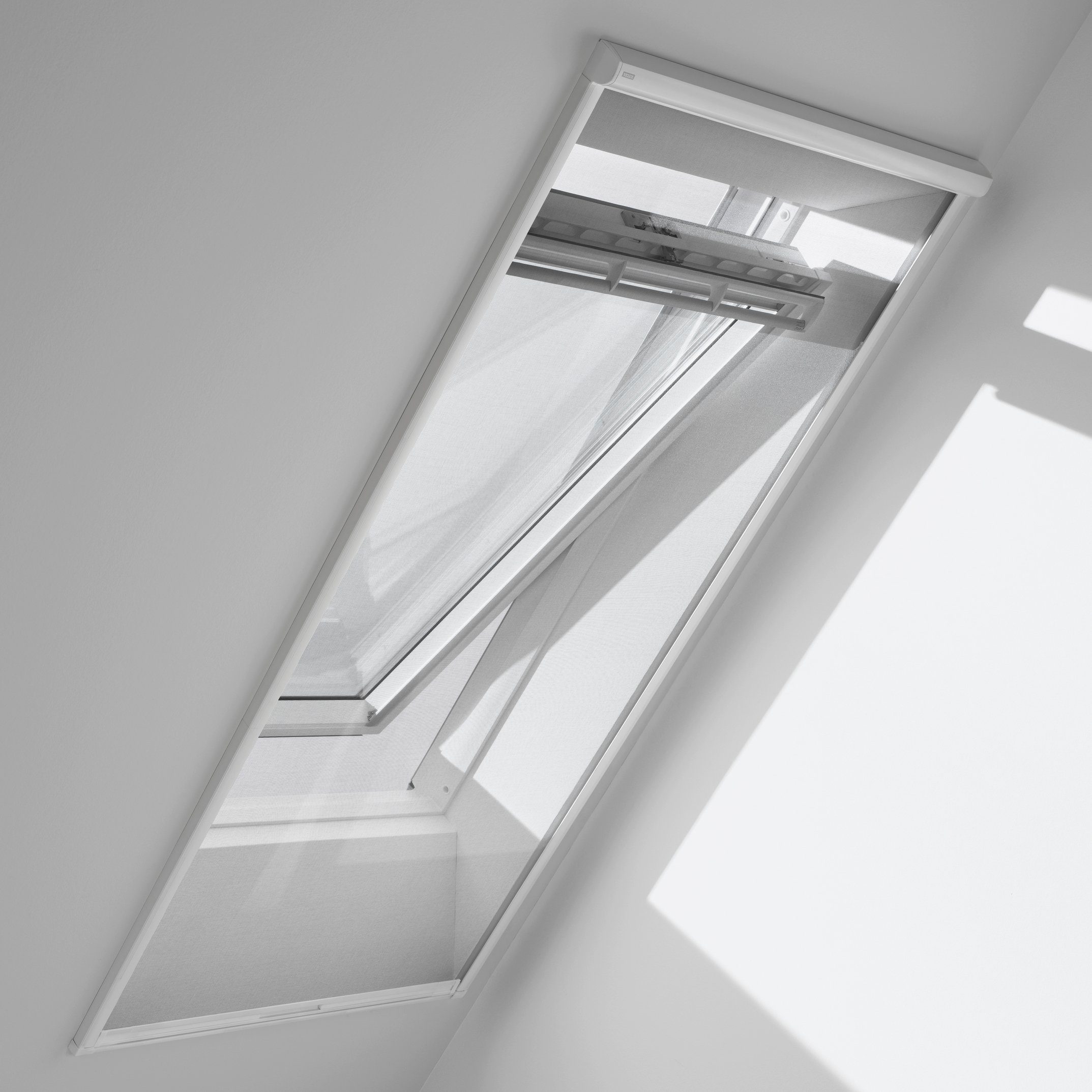 Velux Insektenschutz-Rollo ZIL MK06 0000SWL Schwarz günstig online kaufen