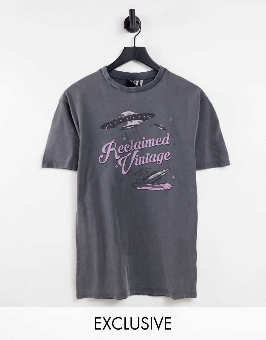 Reclaimed Vintage Inspired – T-Shirt mit Weltraum-Print-Grau günstig online kaufen