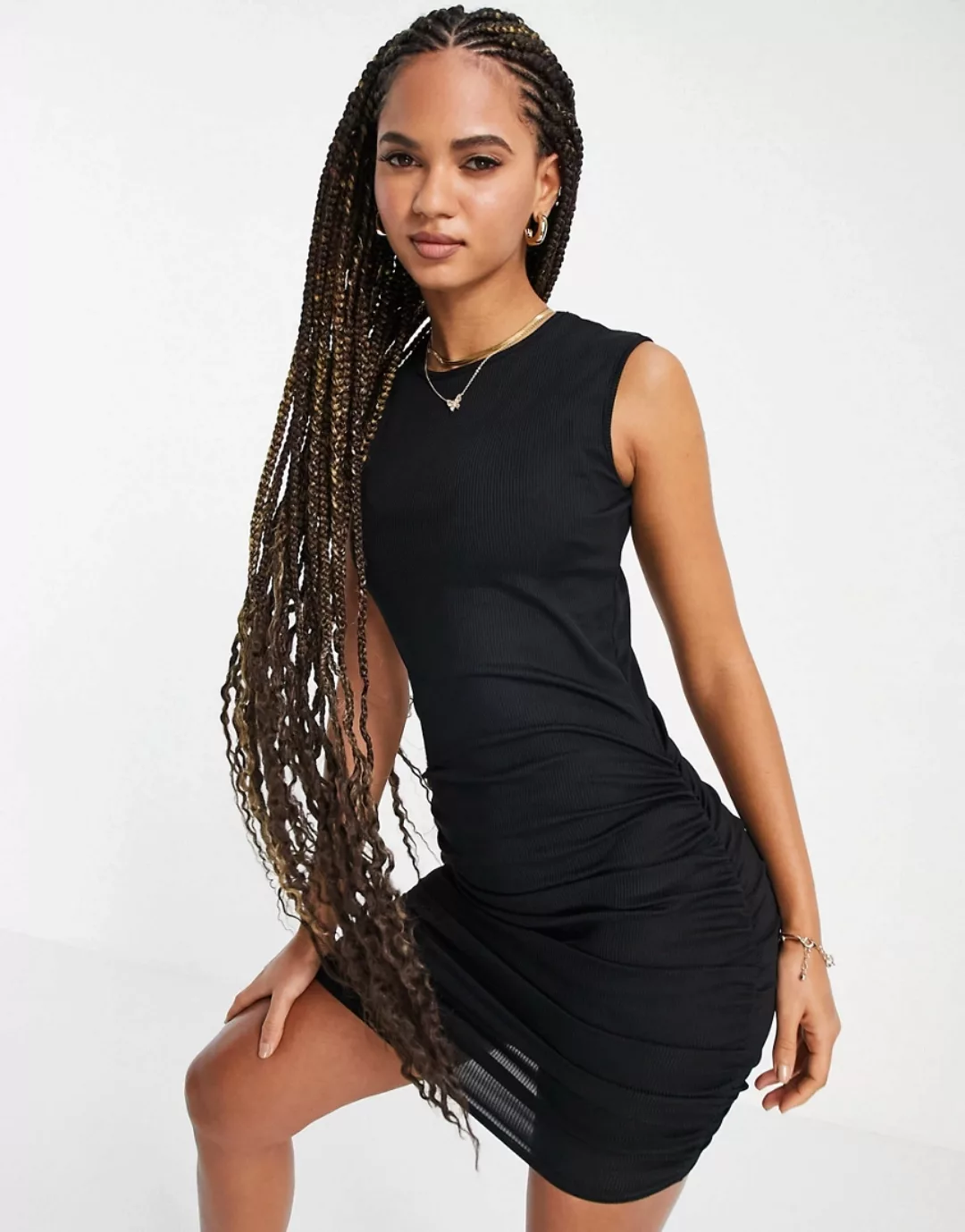 Public Desire – Geripptes Mini-Strandkleid in Schwarz mit Raffung günstig online kaufen