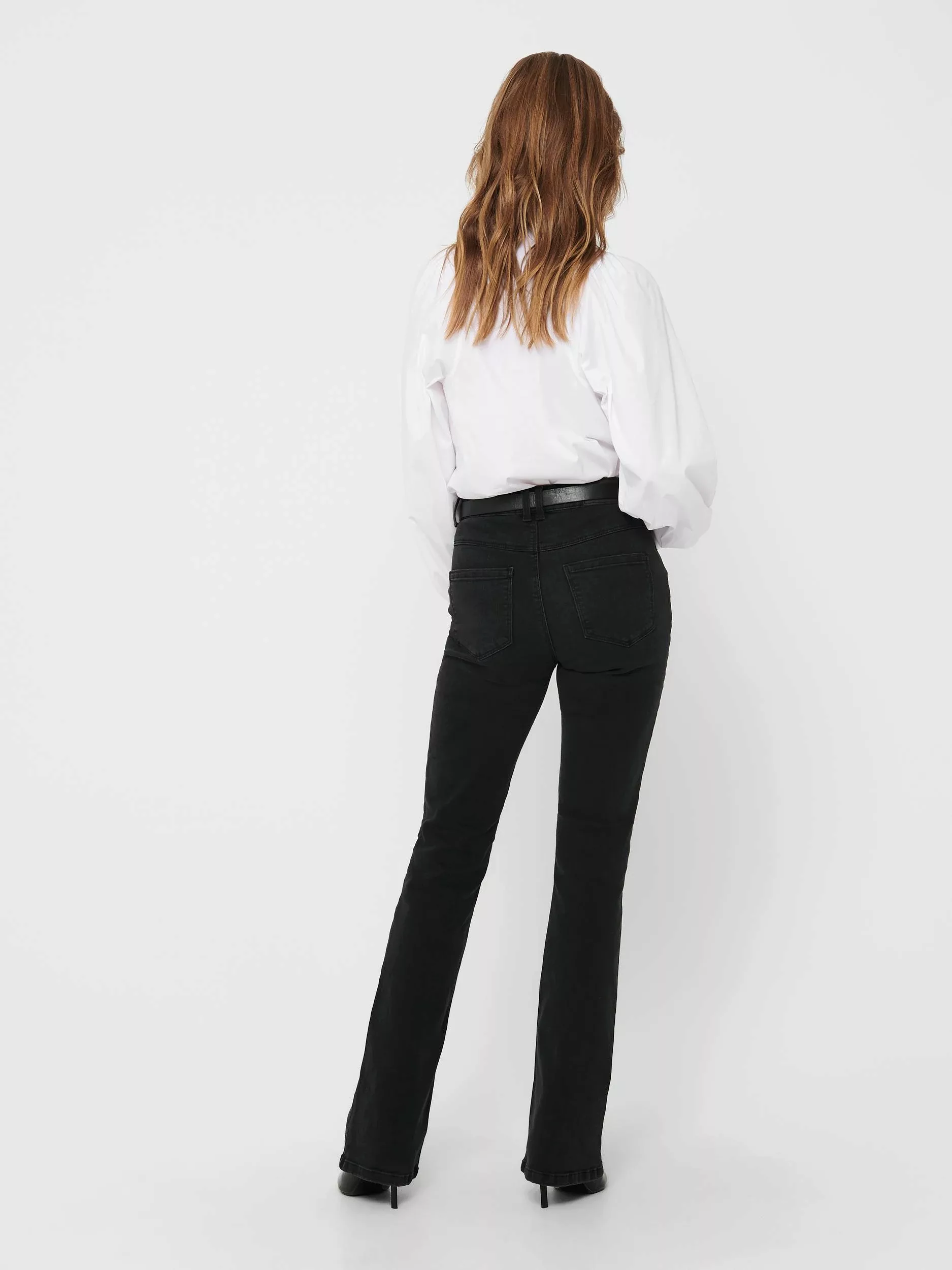 JDY High-waist-Jeans JDYNEWFLORA HW FLARED DG30 DNM NOOS günstig online kaufen