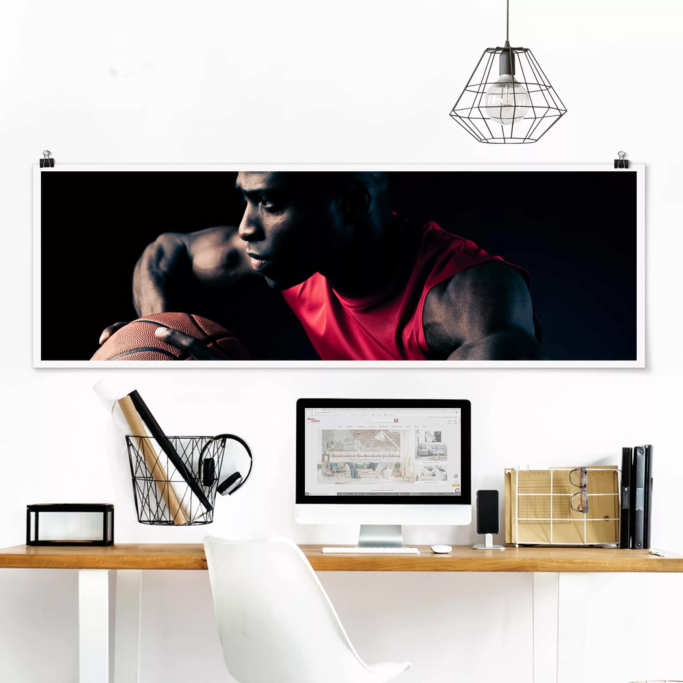 Panorama Poster Sport Nahaufnahme eines Basketballers günstig online kaufen