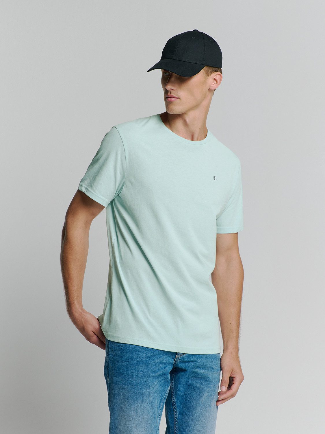 NO EXCESS T-Shirt "No Excess Basic Rundhals T-Shirt T-Shirt Crewneck Solid günstig online kaufen