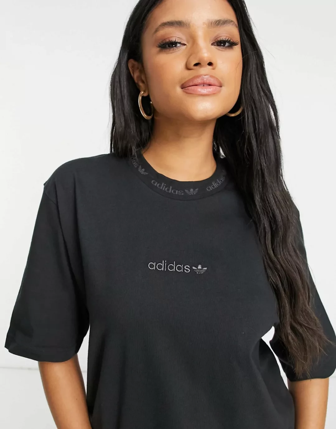 adidas Originals – Premium – Überfärbtes T-Shirt mit Rippenmuster und aufge günstig online kaufen