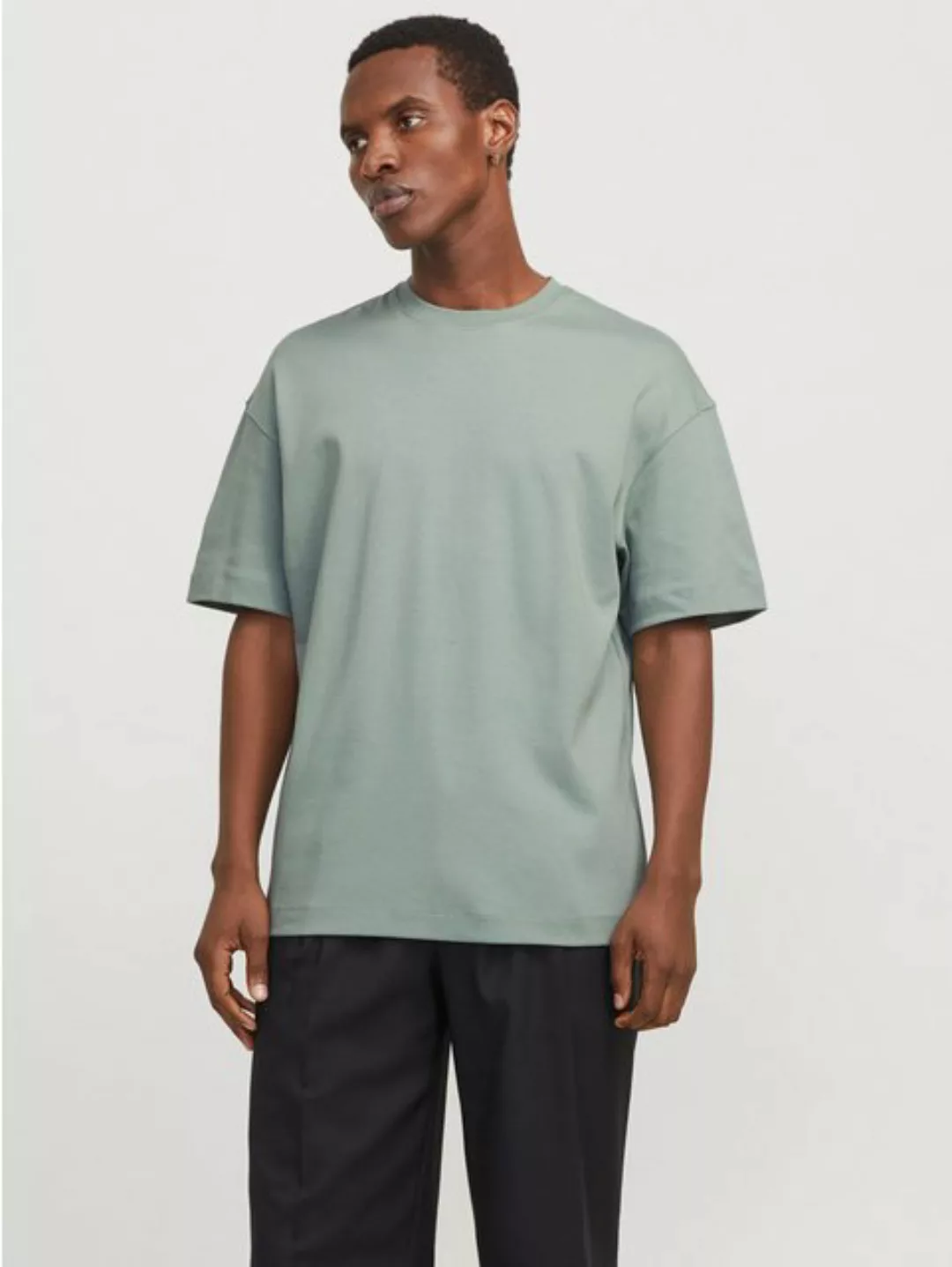 Jack & Jones Rundhalsshirt JJEURBAN EDGE TEE SS O-NECK NOOS mit Rundhalsaus günstig online kaufen