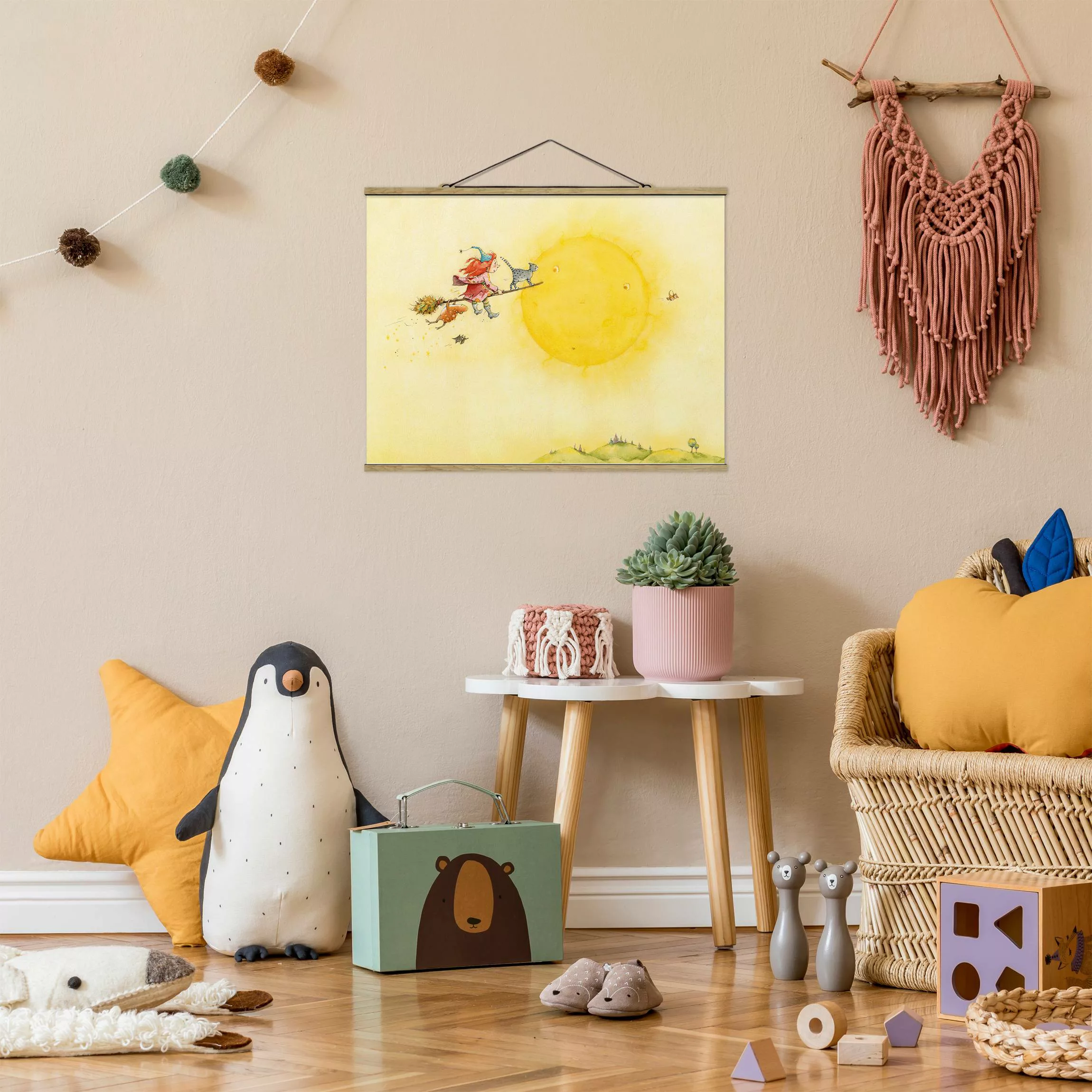 Stoffbild Kinderzimmer mit Posterleisten - Querformat Frida und Kater Pumpe günstig online kaufen