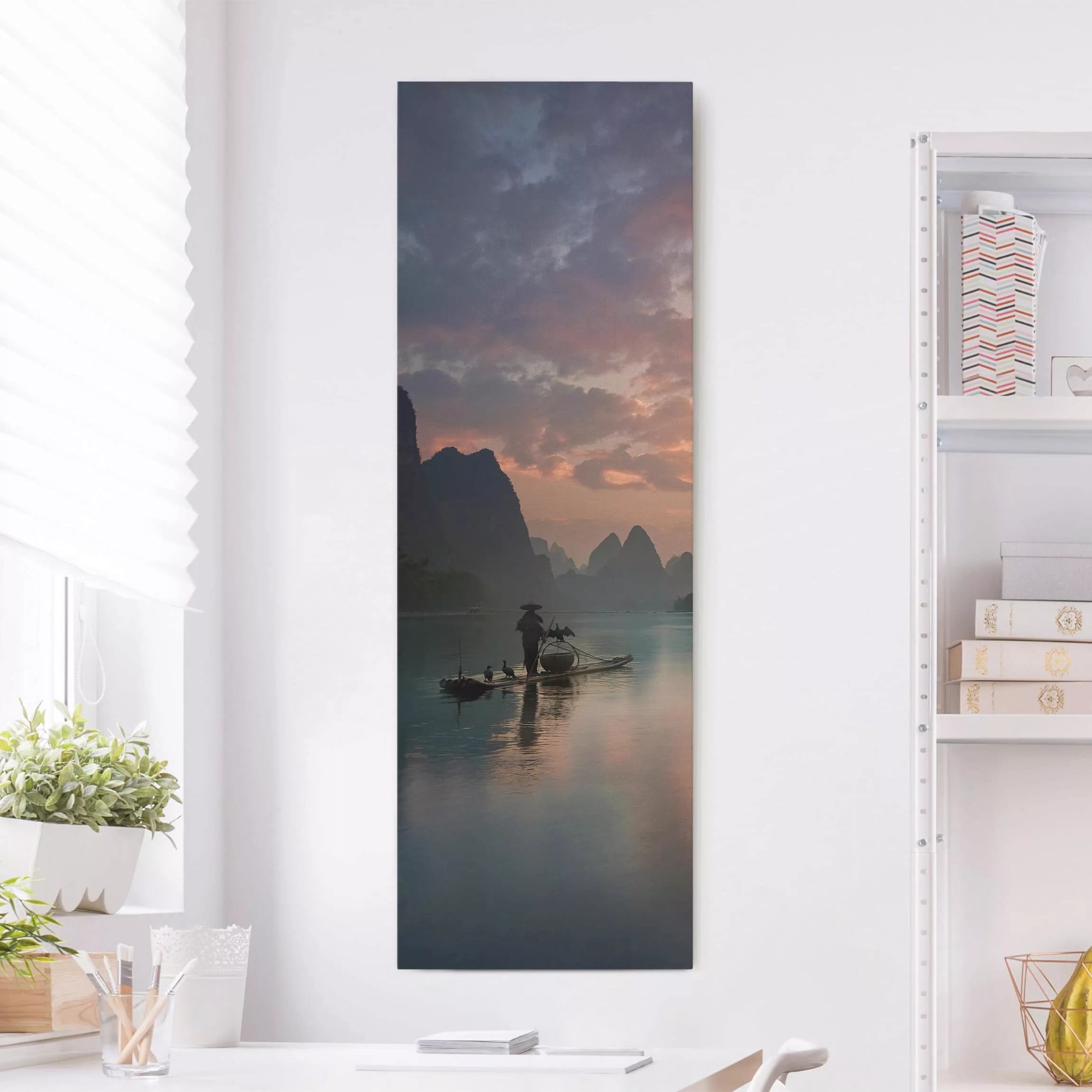 Leinwandbild Sonnenuntergang - Hochformat Sonnenaufgang über chinesischem F günstig online kaufen